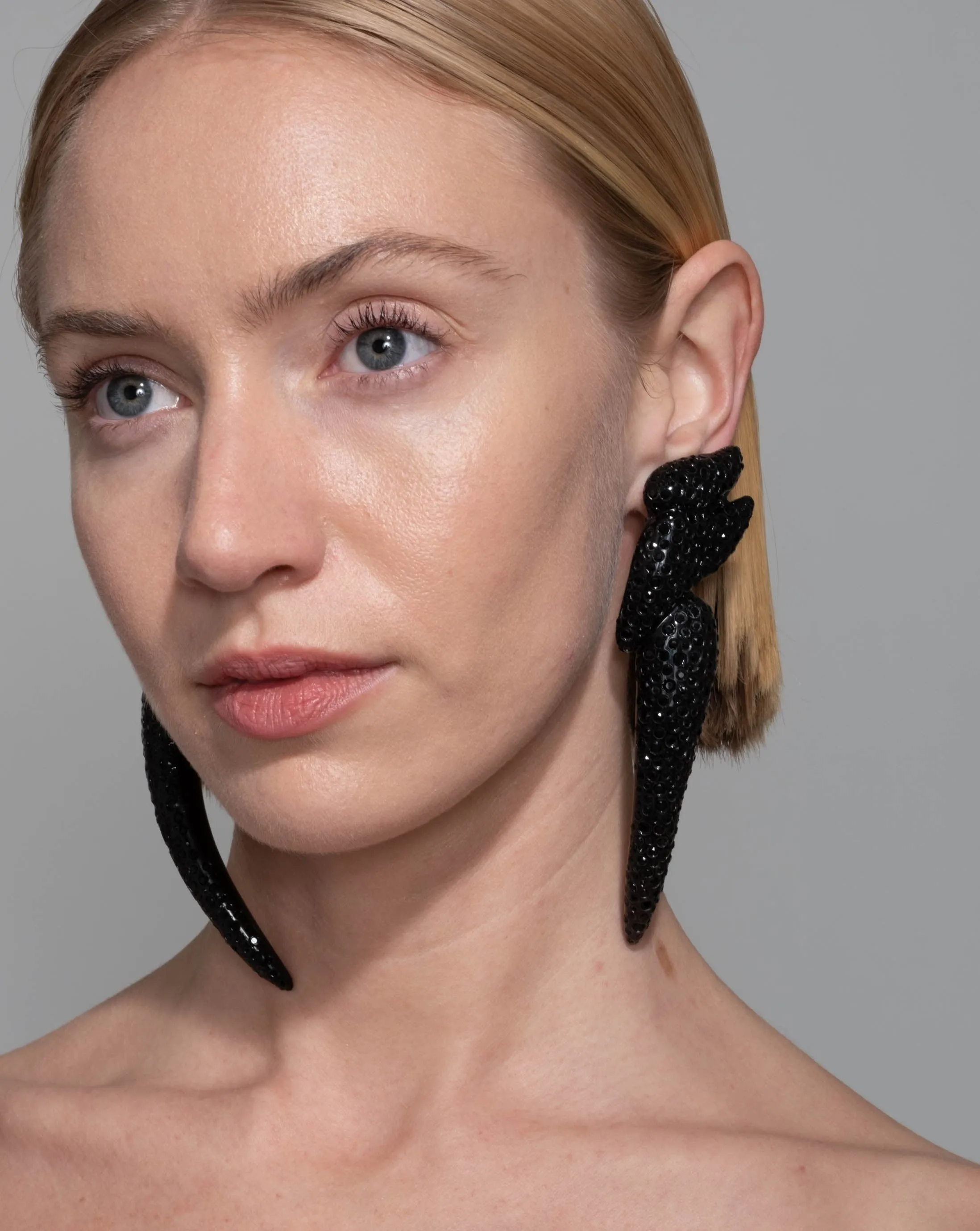 Liquid Lucite Pave Wave Long Clip Earring- Black sold by Alexis Bittar product image thumbnail 2