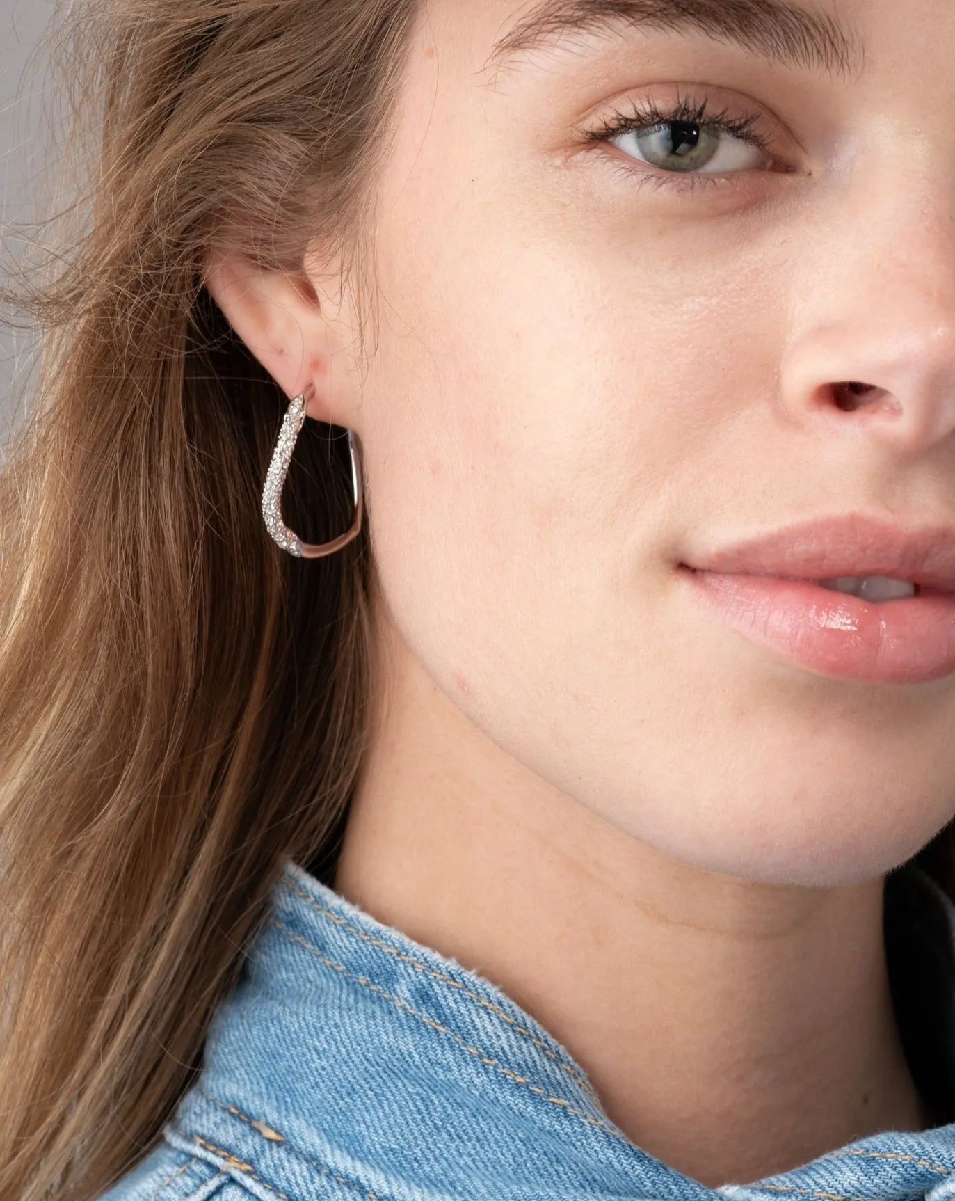 Silver Pave Hoop Earring sold by Alexis Bittar product image thumbnail 2