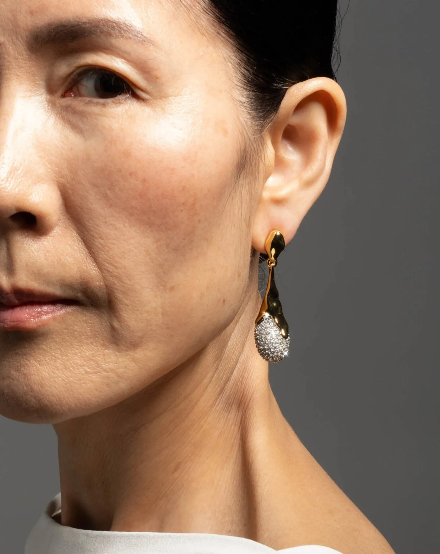 Solanales Crystal Teardrop Earring sold by Alexis Bittar product image thumbnail 3