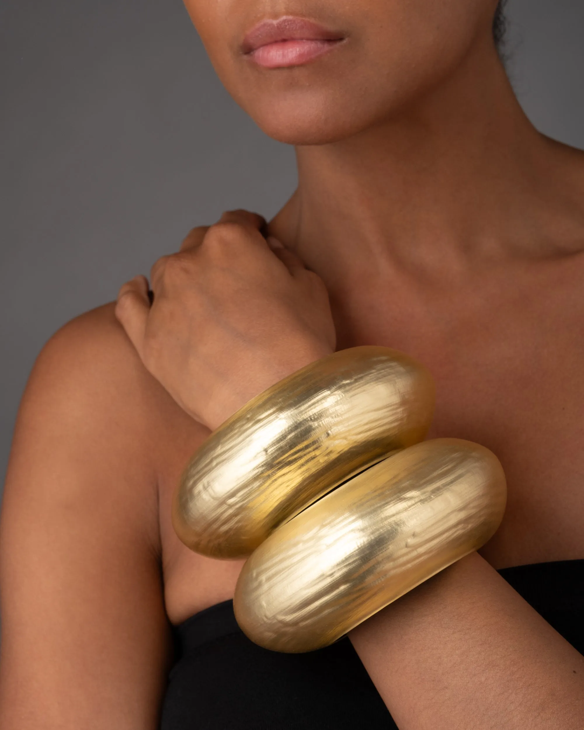 Puffy Lucite Bangle Bracelet- Gold sold by Alexis Bittar product image thumbnail 2