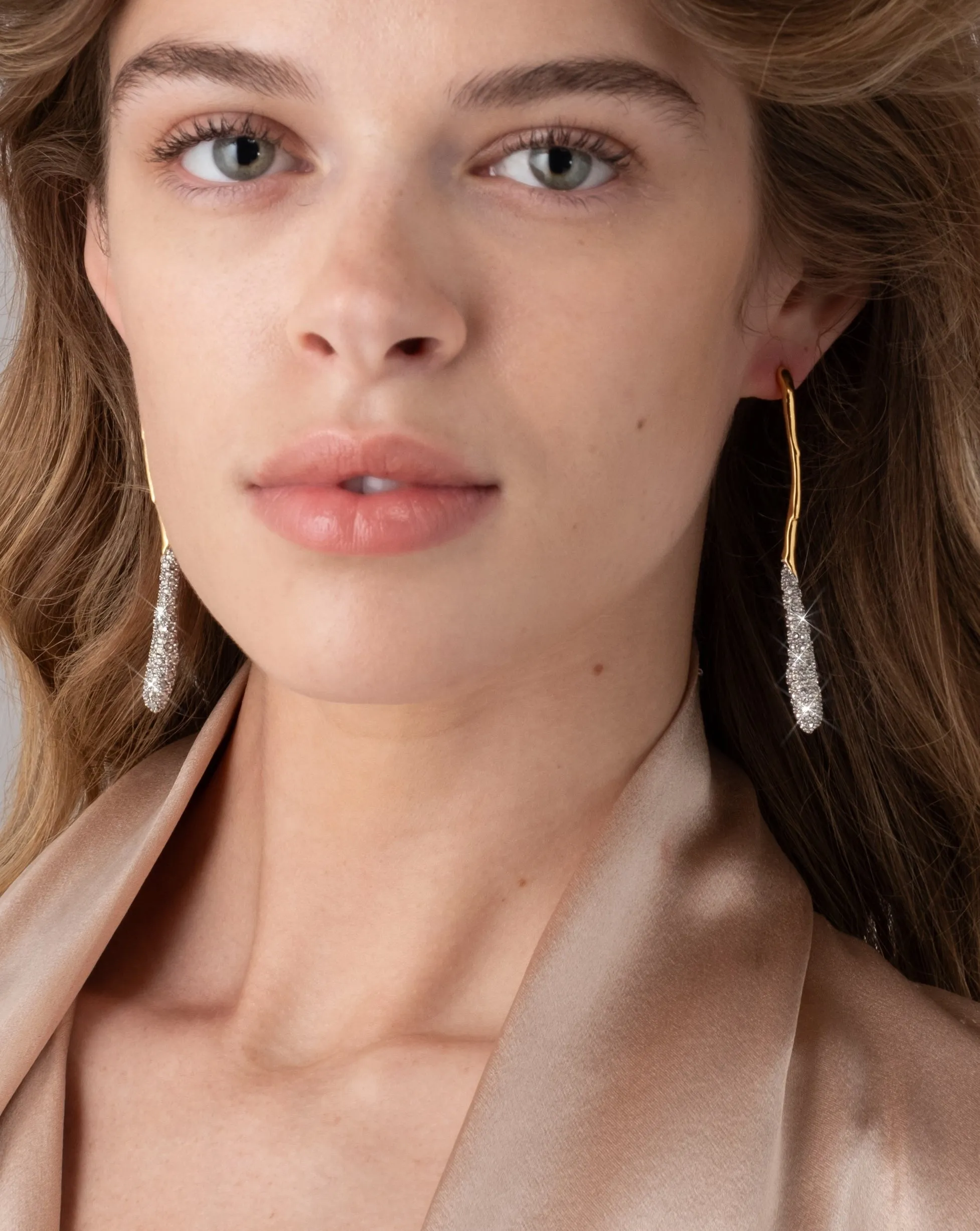 Solanales Gold Linear Earring sold by Alexis Bittar product image thumbnail 5