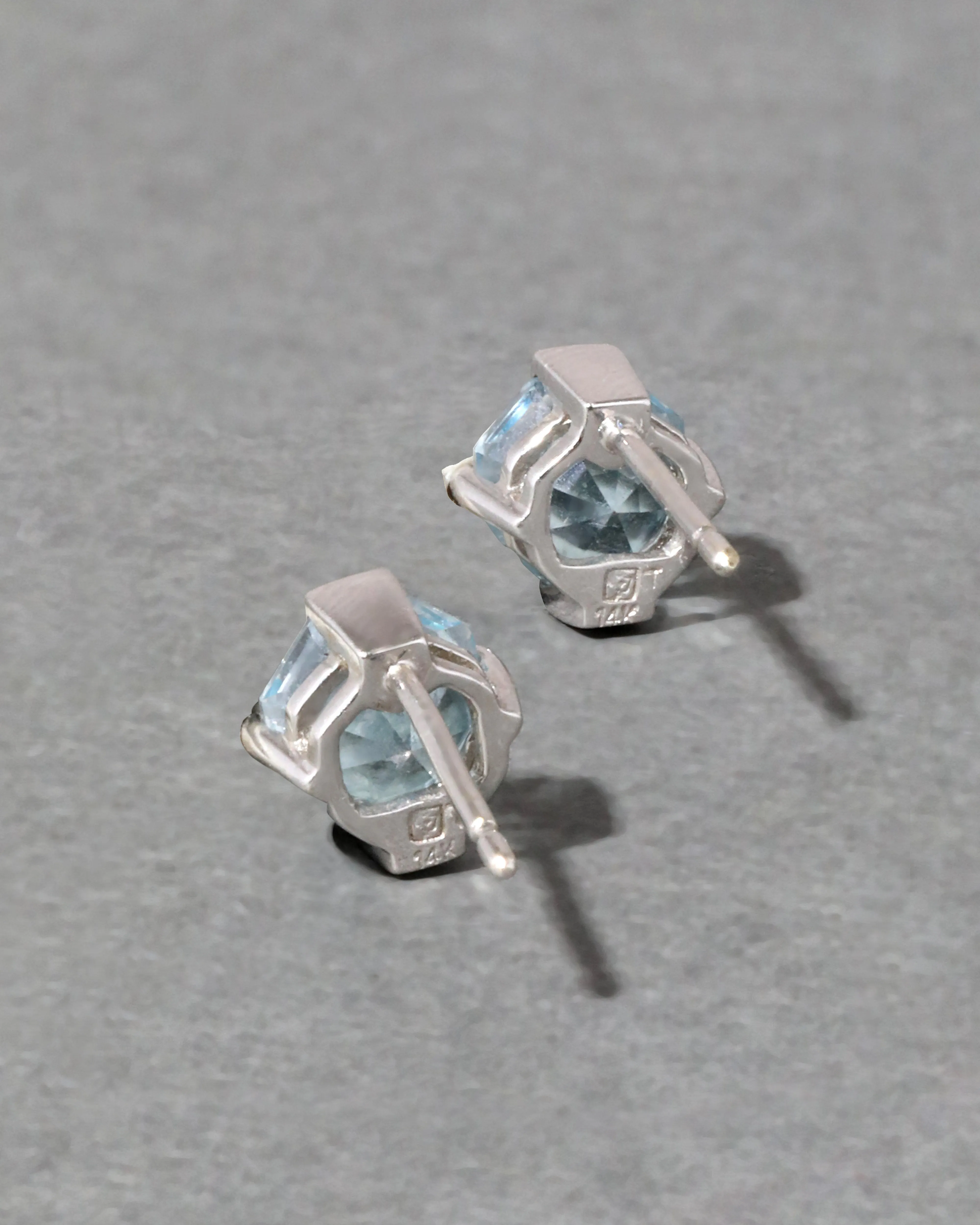 Vintage 1980s 14k White Gold with Blue Topaz Post Earring sold by Alexis Bittar product image thumbnail 2