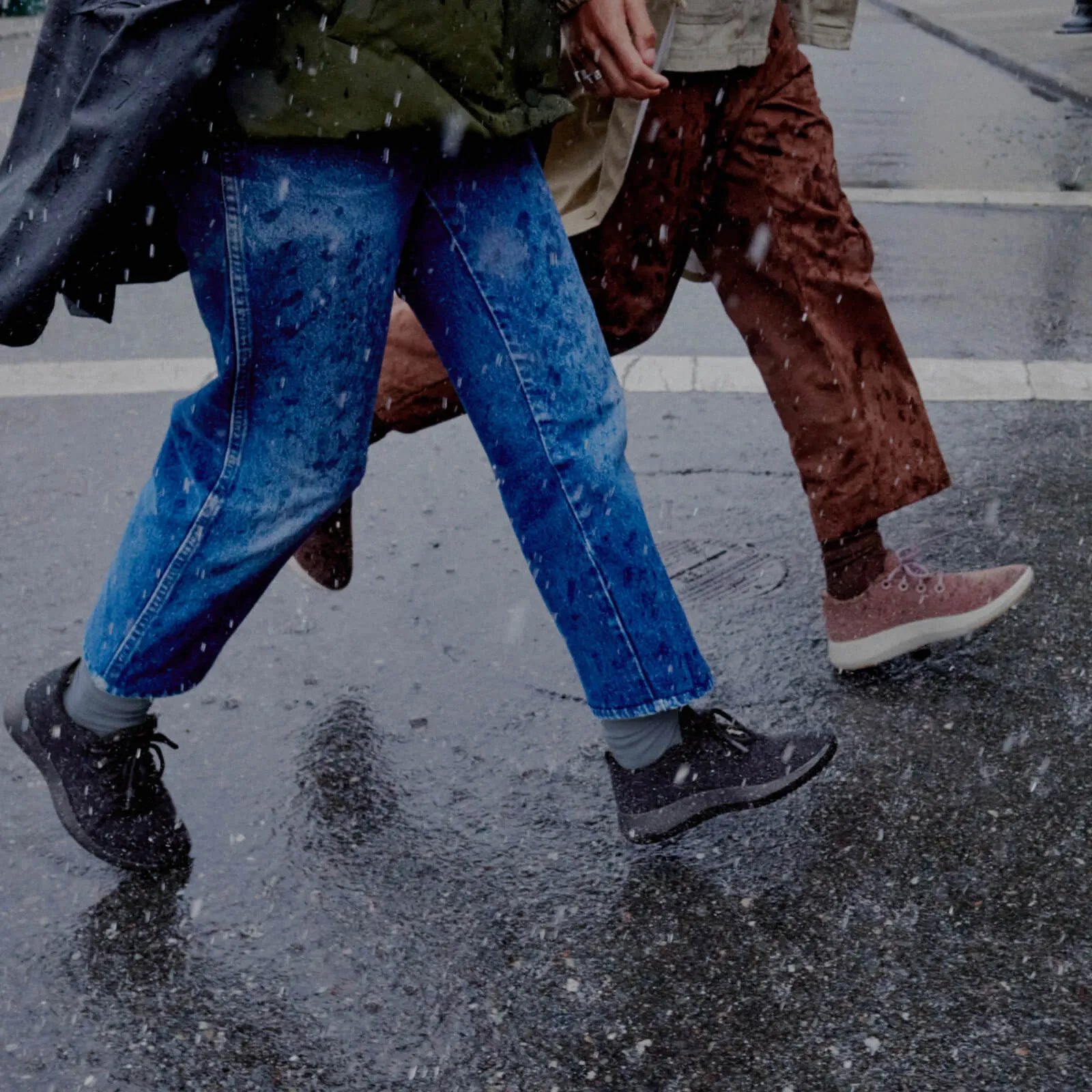 Women's Wool Runner Mizzle - Dark Grey (Light Grey Sole) sold by allbirds product image thumbnail 2