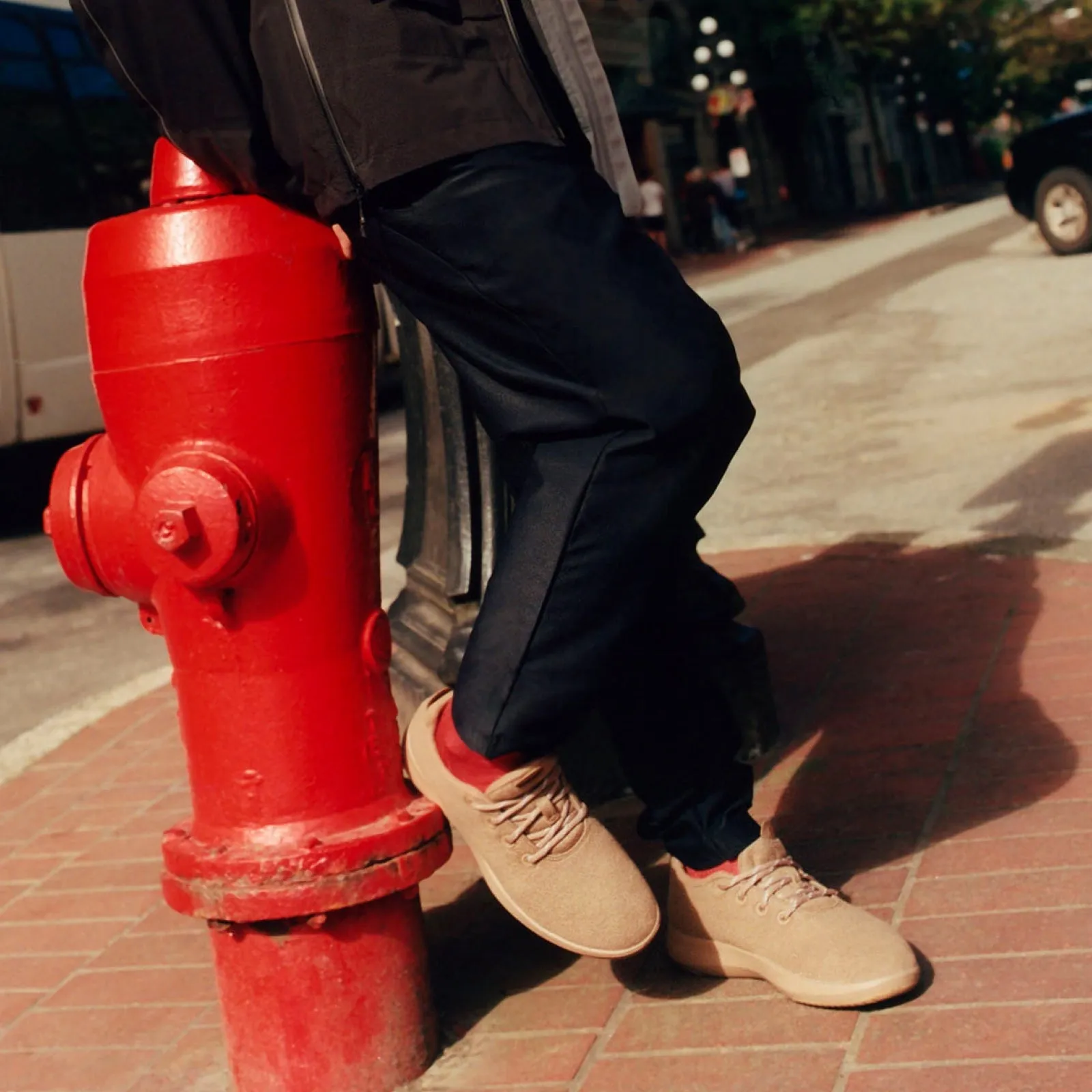 Men's Wool Runner Mizzles - True Black (Black Sole) sold by allbirds product image thumbnail 2