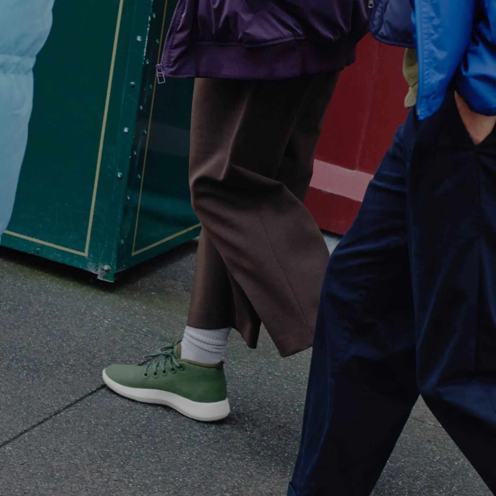 Women's Wool Runner-up Mizzles - Thunder Green (Natural White Sole) sold by allbirds product image thumbnail 2