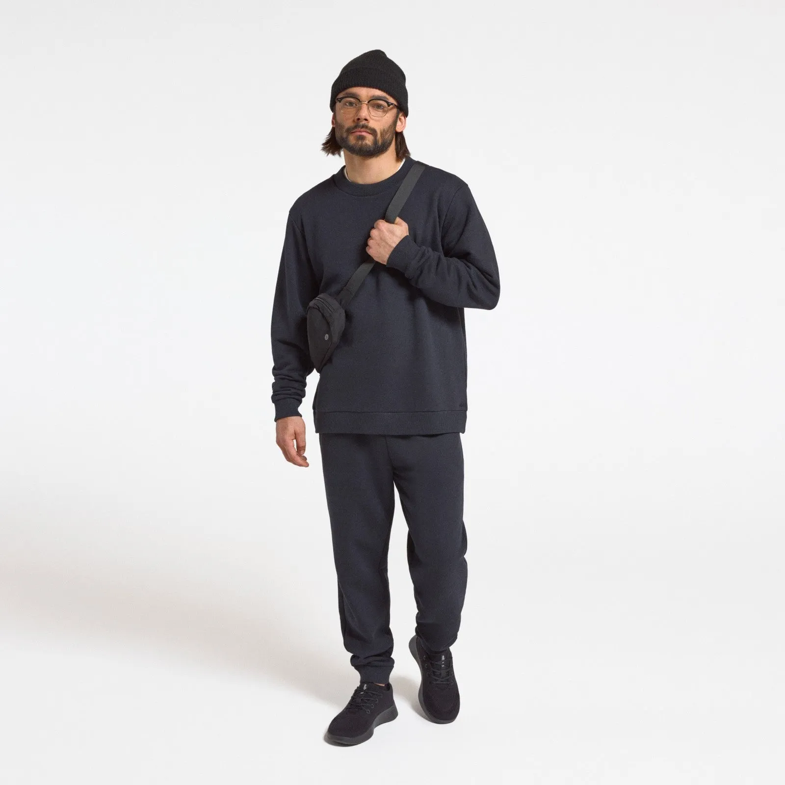Men's Merino Blend Sweatpant - True Black sold by allbirds product image thumbnail 4