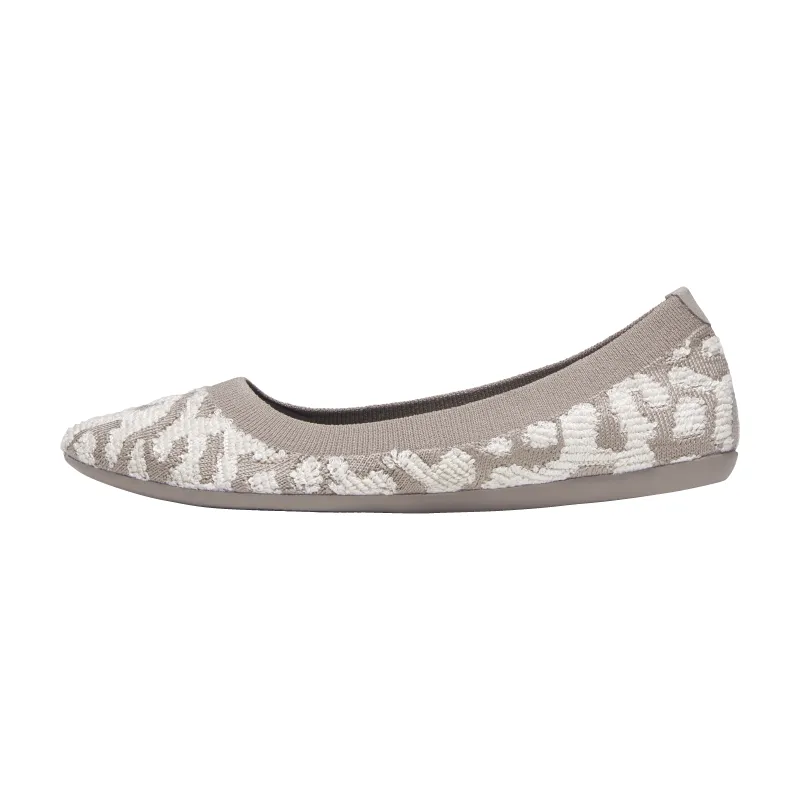 Women's Breezer Terry - Mushroom/Warm White (Mushroom Sole) made by allbirds