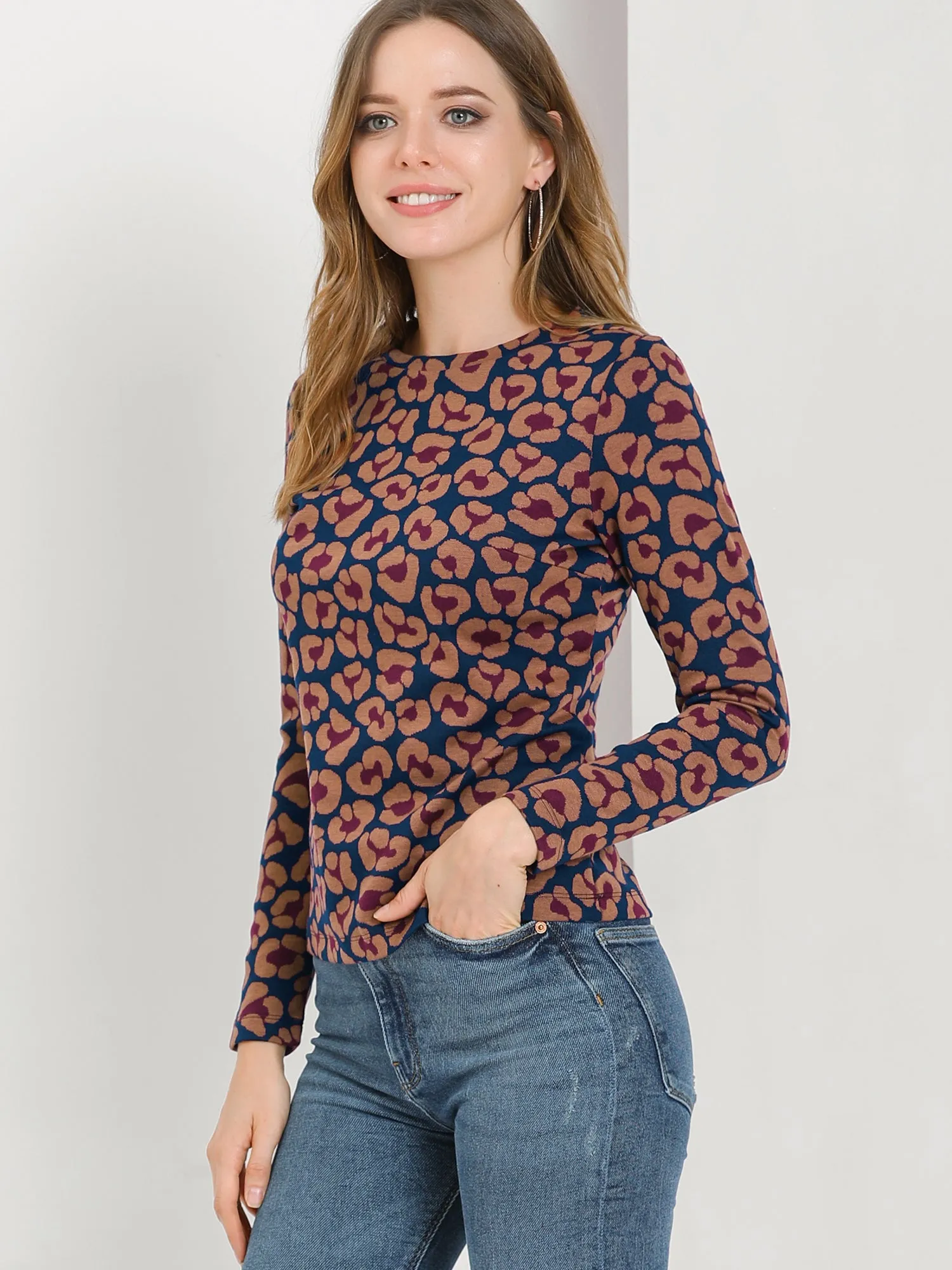 Leopard Animal Round Neck Long Sleeve Knit Pullover Shirt sold by Allegra K product image thumbnail 3