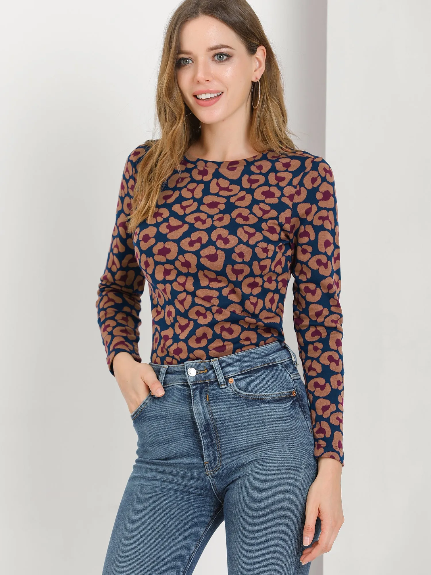 Leopard Animal Round Neck Long Sleeve Knit Pullover Shirt sold by Allegra K product image thumbnail 2