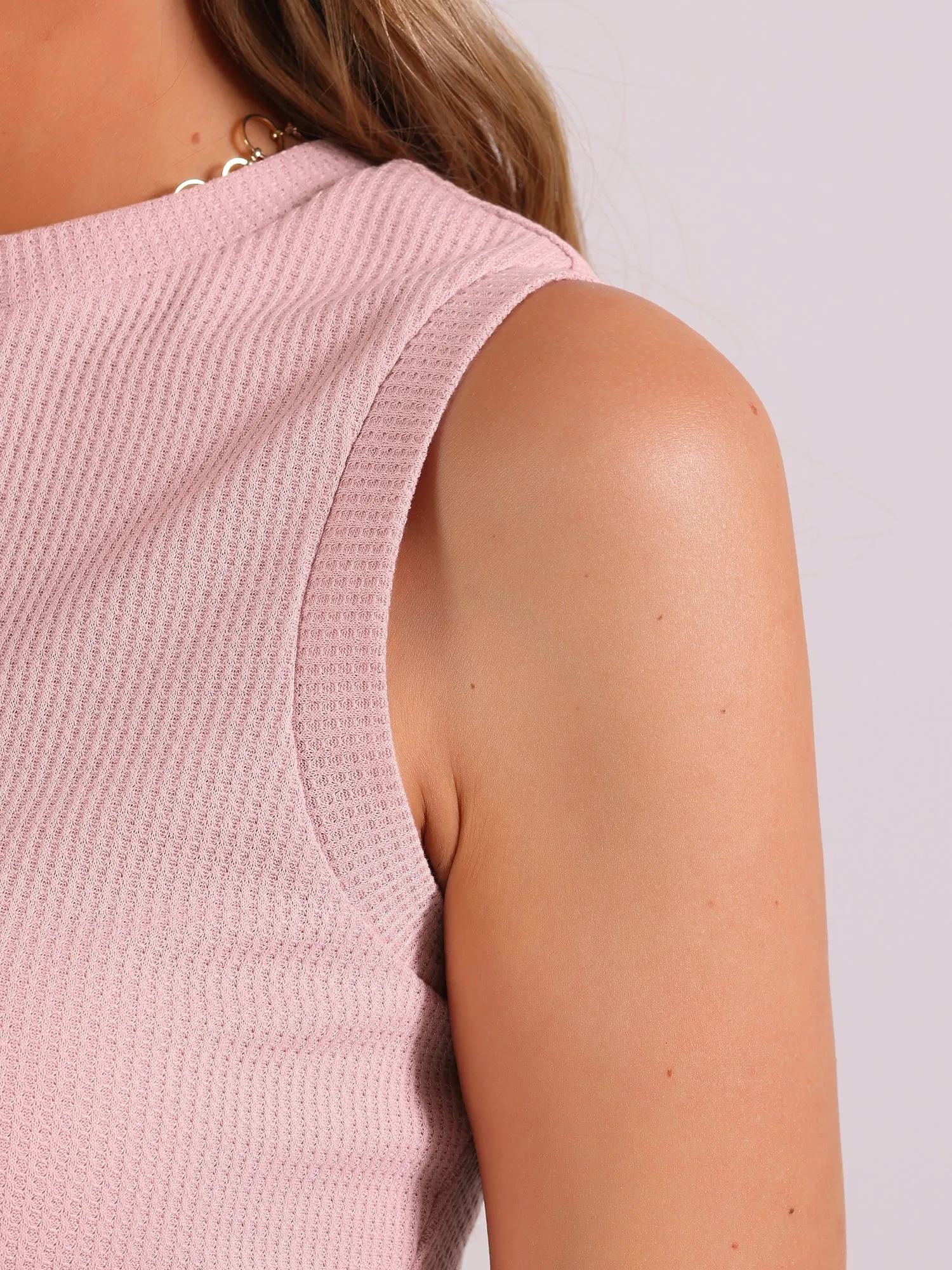 Textured Waffle Knit Sleeveless Crew Neck Cropped Top sold by Allegra K product image thumbnail 4