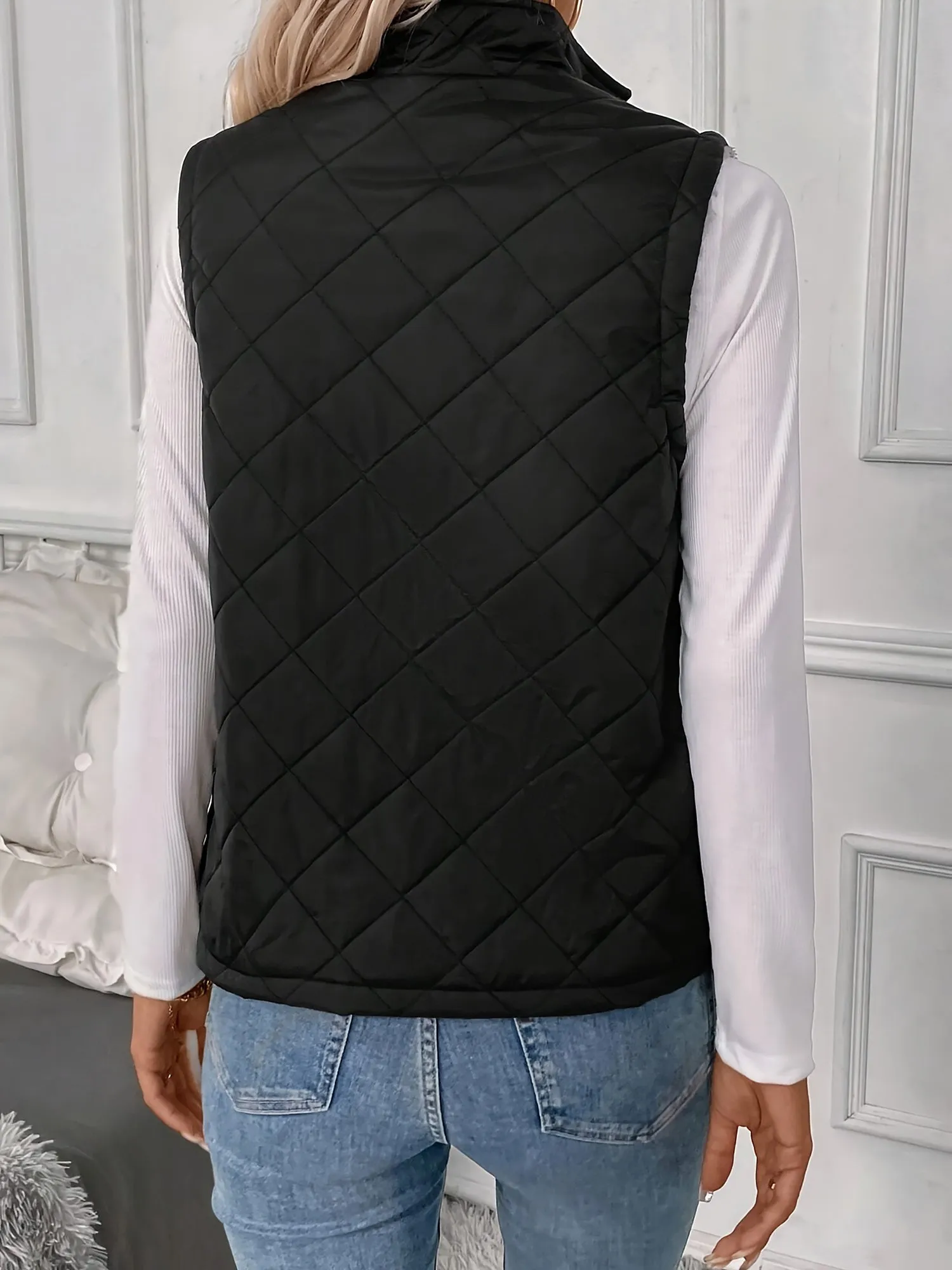 Polar Fleece Thermal Sleeveless Quilted Vest sold by Allegra K product image thumbnail 4
