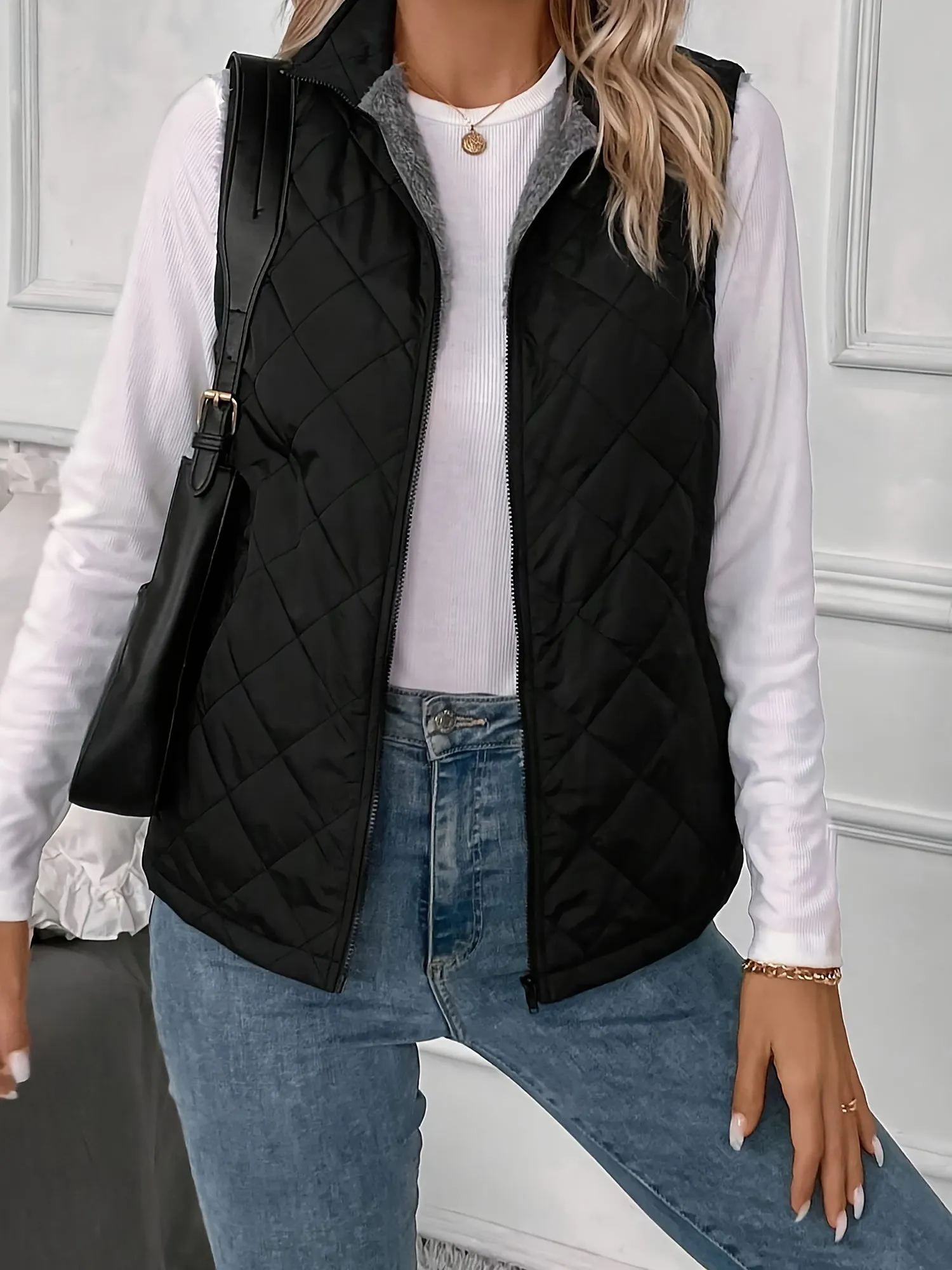 Polar Fleece Thermal Sleeveless Quilted Vest sold by Allegra K product image thumbnail 3