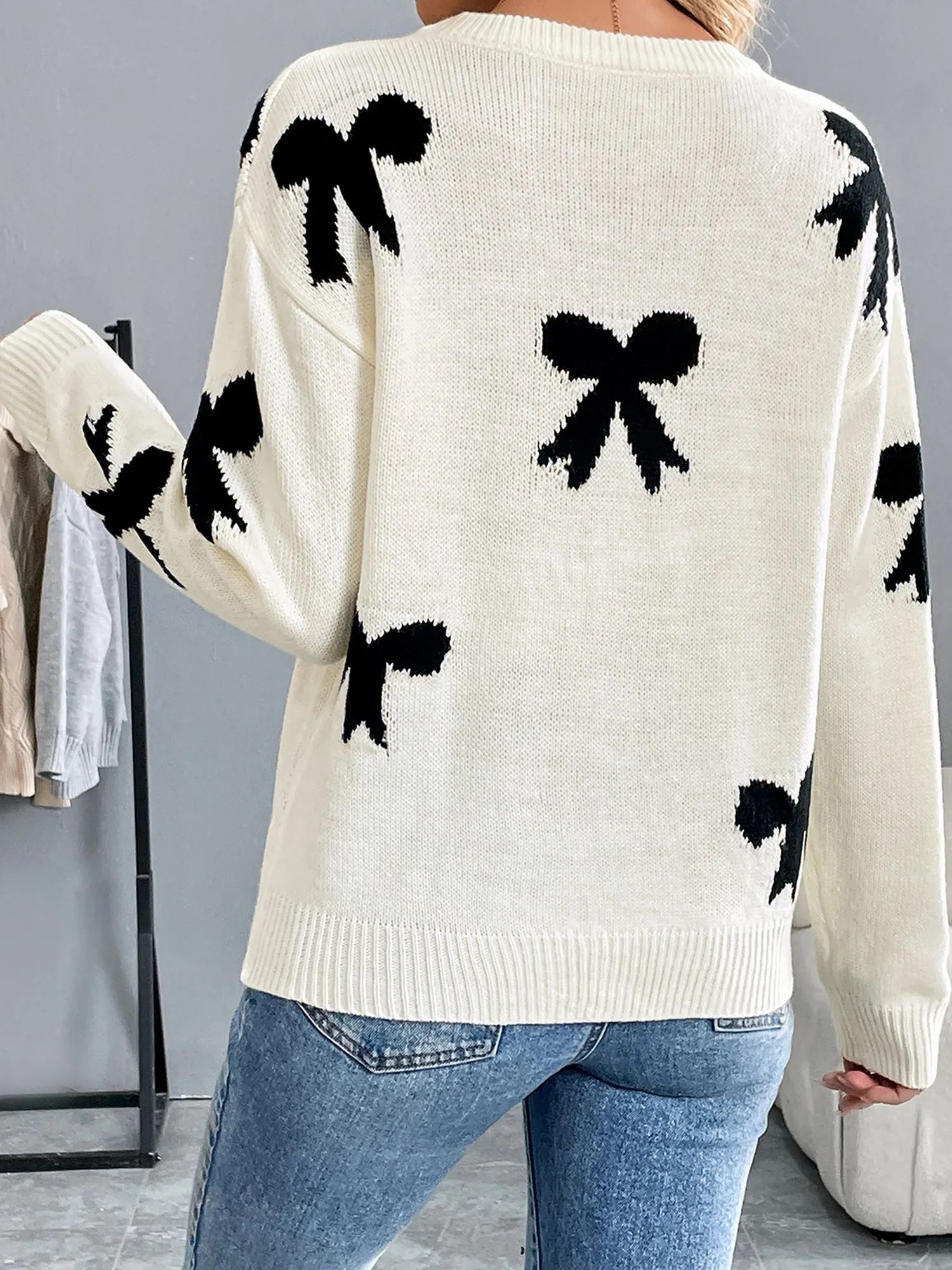 Round Neck Bow Long Sleeves Knitted Sweater sold by Allegra K product image thumbnail 2