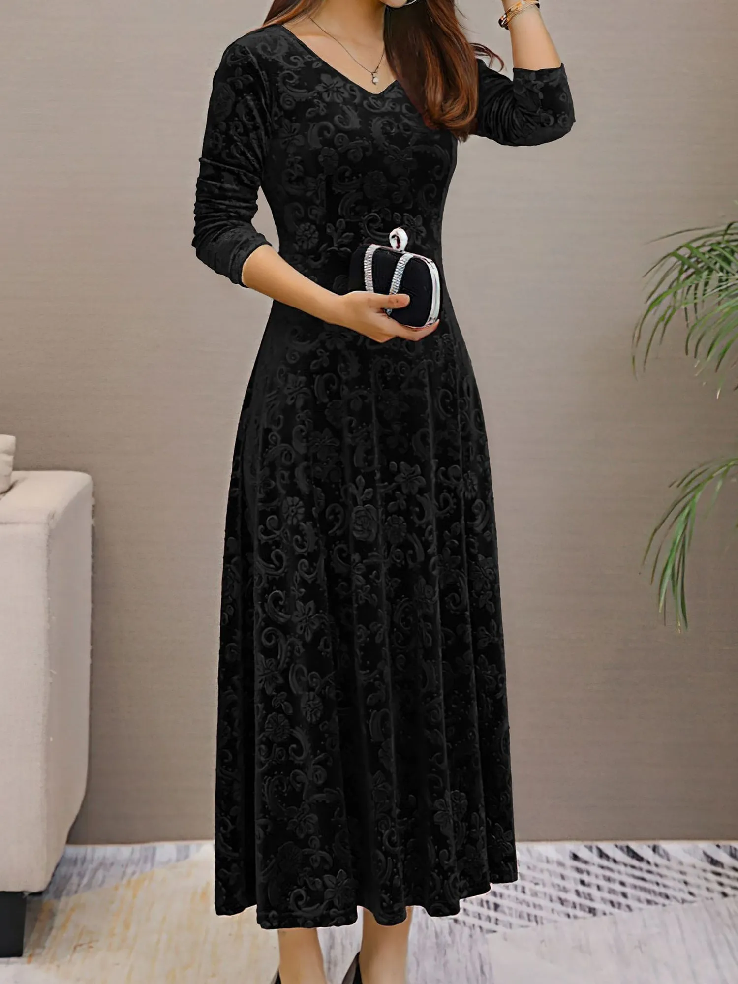 Elegant Vintage Velvet Floral V Neck Long Sleeves Maxi Dress sold by Allegra K product image thumbnail 4