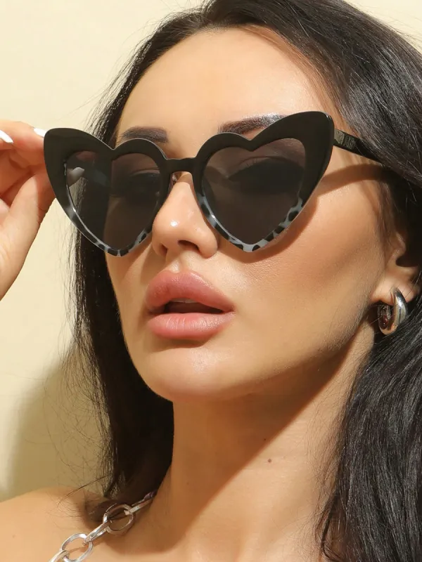 Women's Vintage Heart Shape Frame Sunglasses sold by Allegra K