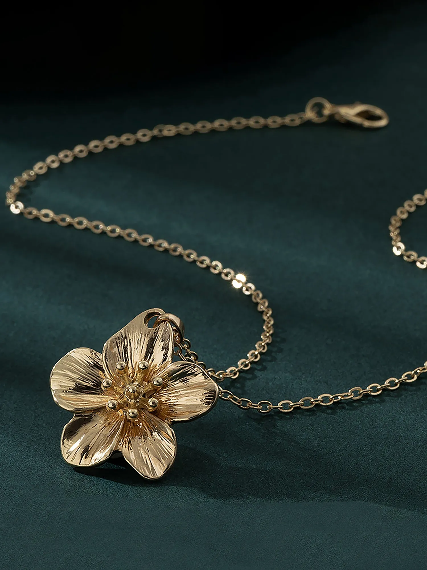 Alloy Gold Color Flower Pendant Necklace sold by Allegra K product image thumbnail 3