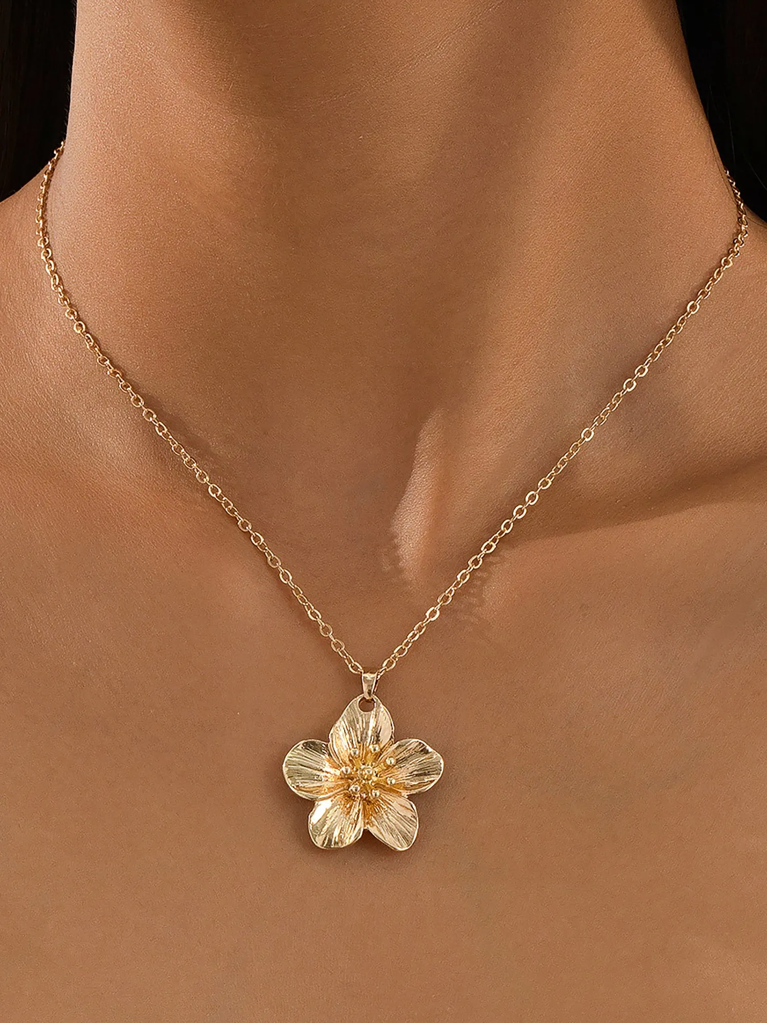Alloy Gold Color Flower Pendant Necklace sold by Allegra K
