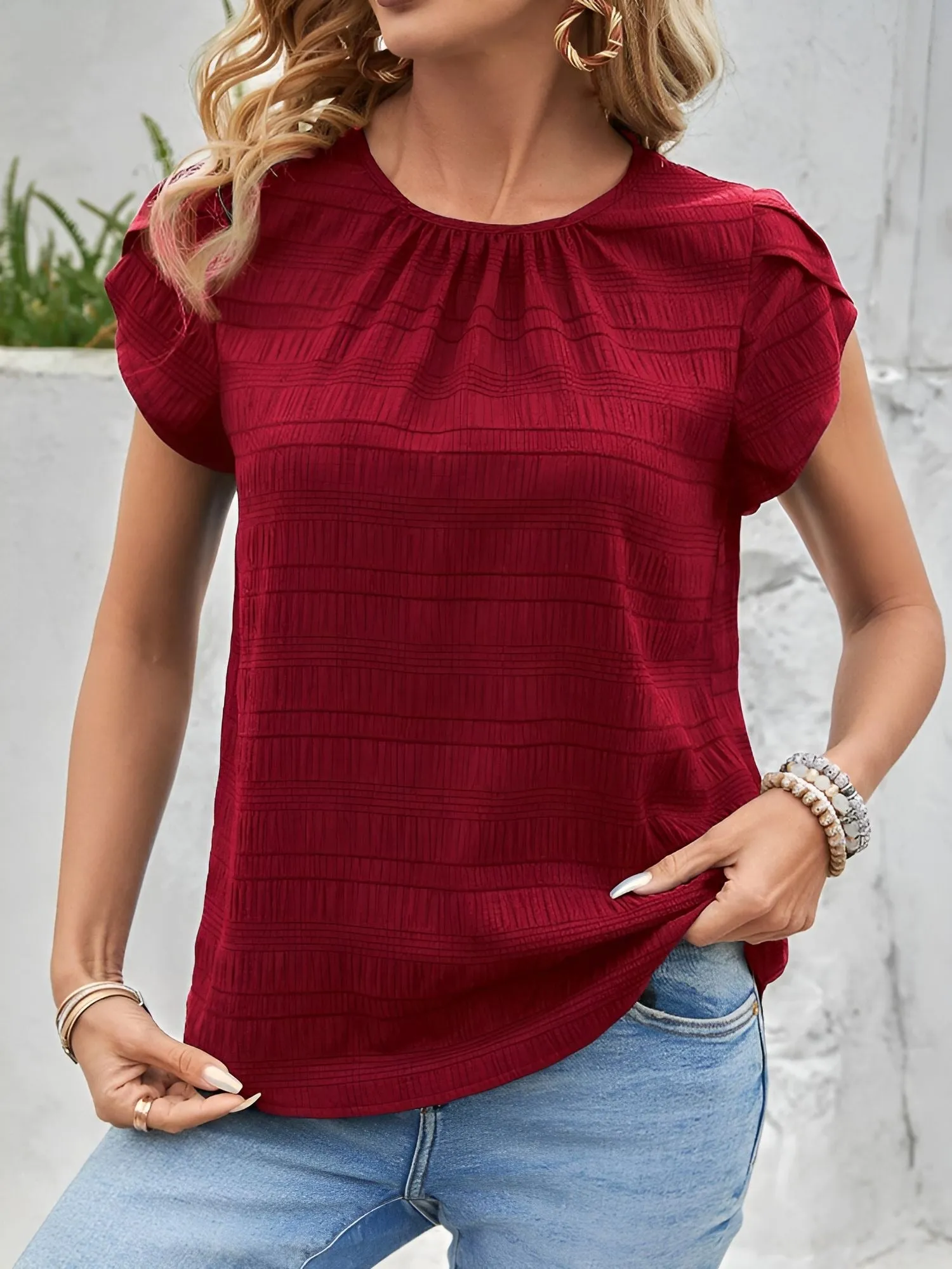 Round Neck Short Sleeves Textured Blouse sold by Allegra K