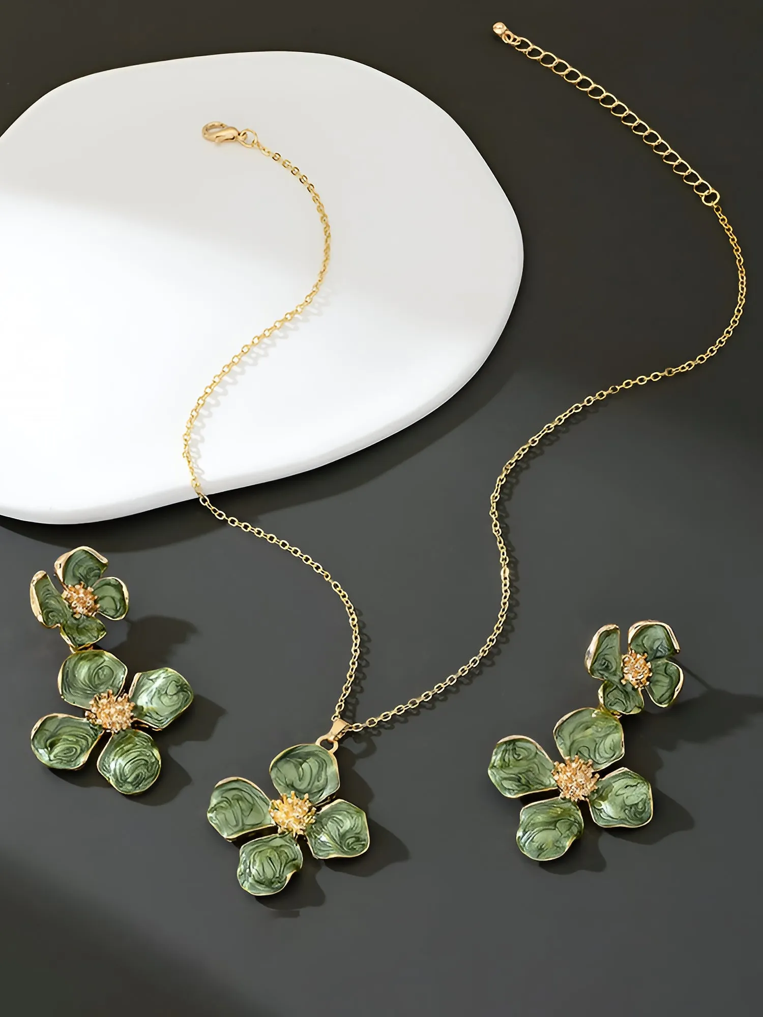 2 Pcs Alloy Flower Shape Pendant Necklace Earrings Set sold by Allegra K product image thumbnail 5