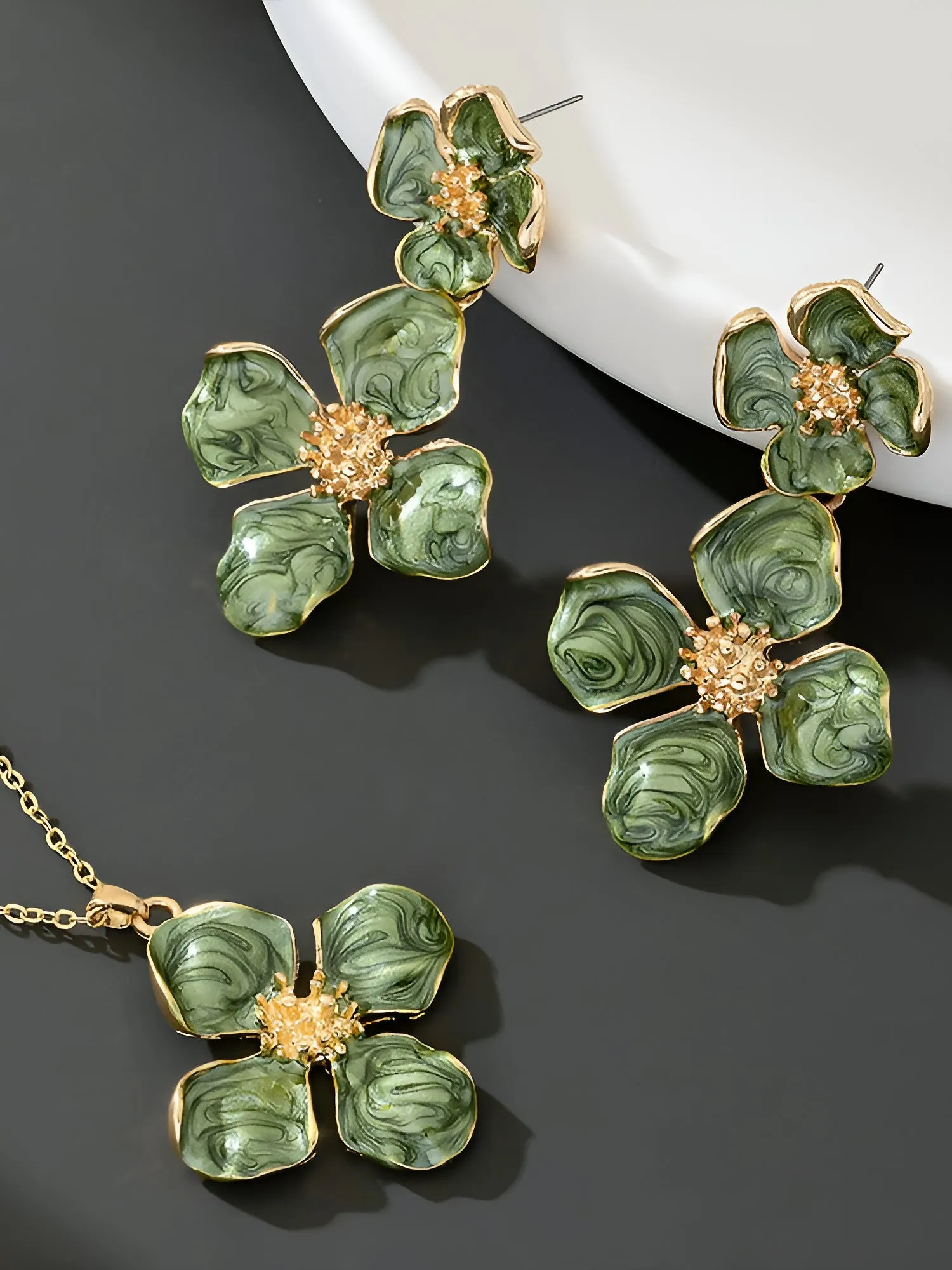 2 Pcs Alloy Flower Shape Pendant Necklace Earrings Set sold by Allegra K product image thumbnail 4