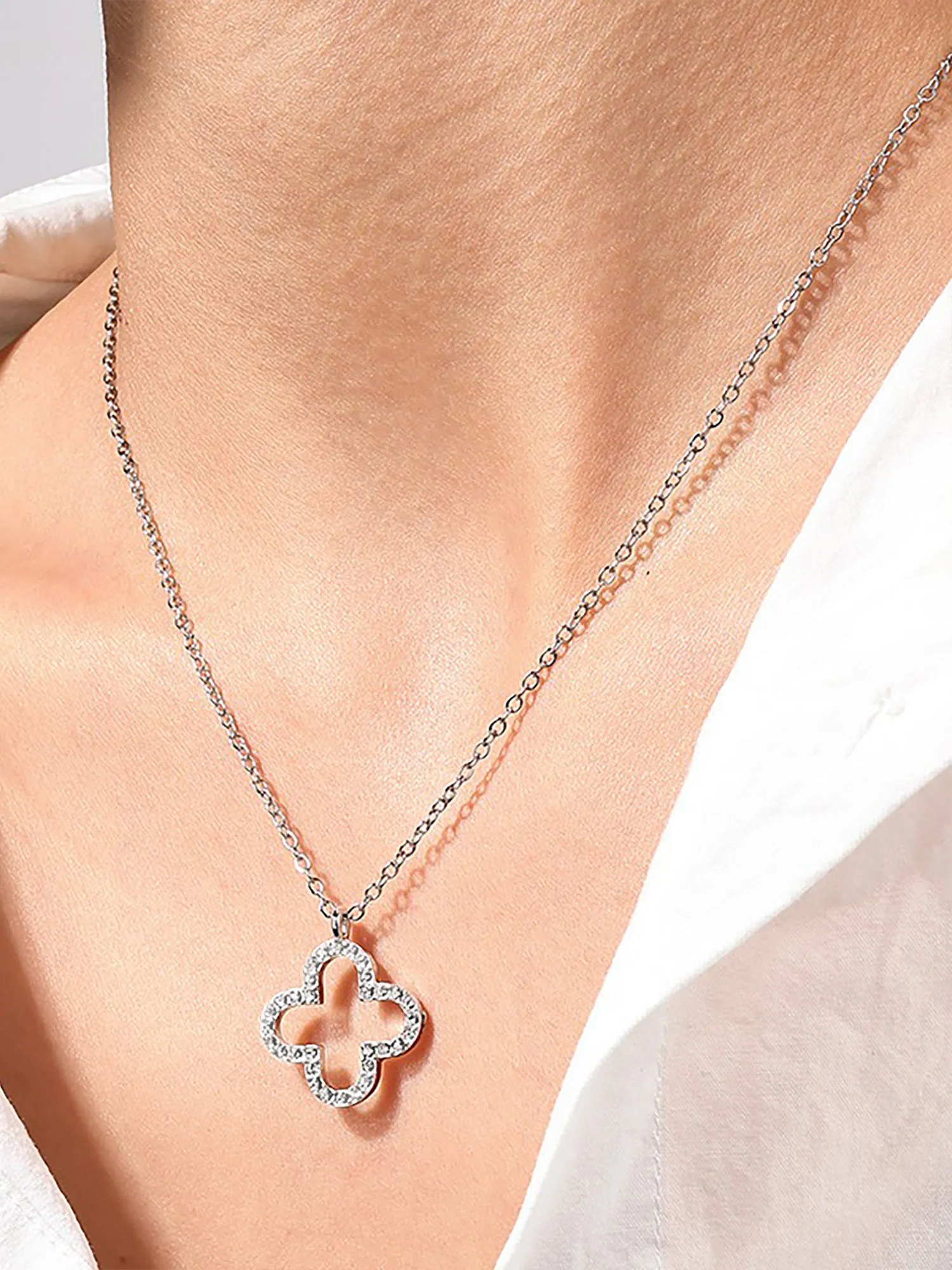 Four Leaf Clover Pendant Alloy Necklace sold by Allegra K product image thumbnail 2