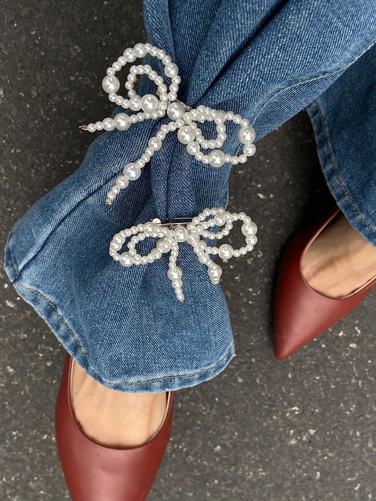 2 Pieces Faux Pearl Bow Decorated Metal Pin Set sold by Allegra K product image thumbnail 2