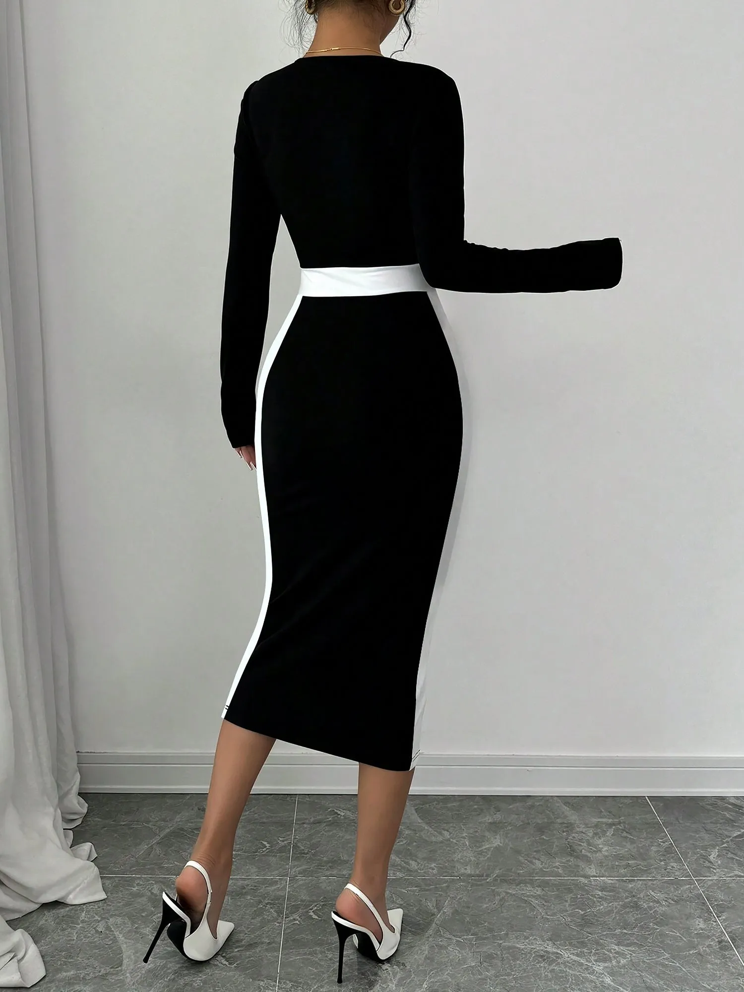 Square Neck Long Sleeves Colorblock Bodycon Dress sold by Allegra K product image thumbnail 2