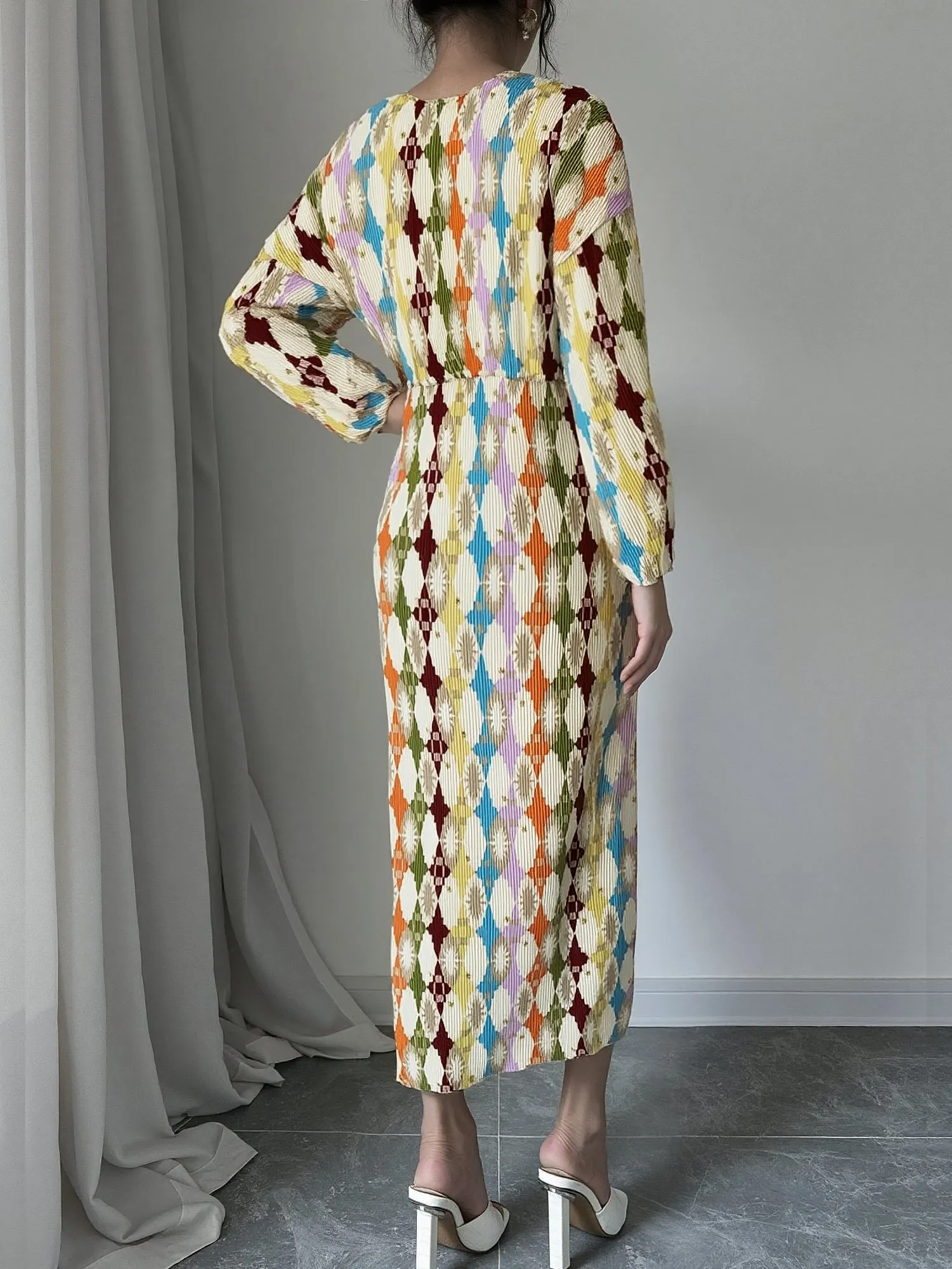 Printed Deep V Neck Lantern Sleeve Sheath Dress sold by Allegra K product image thumbnail 2