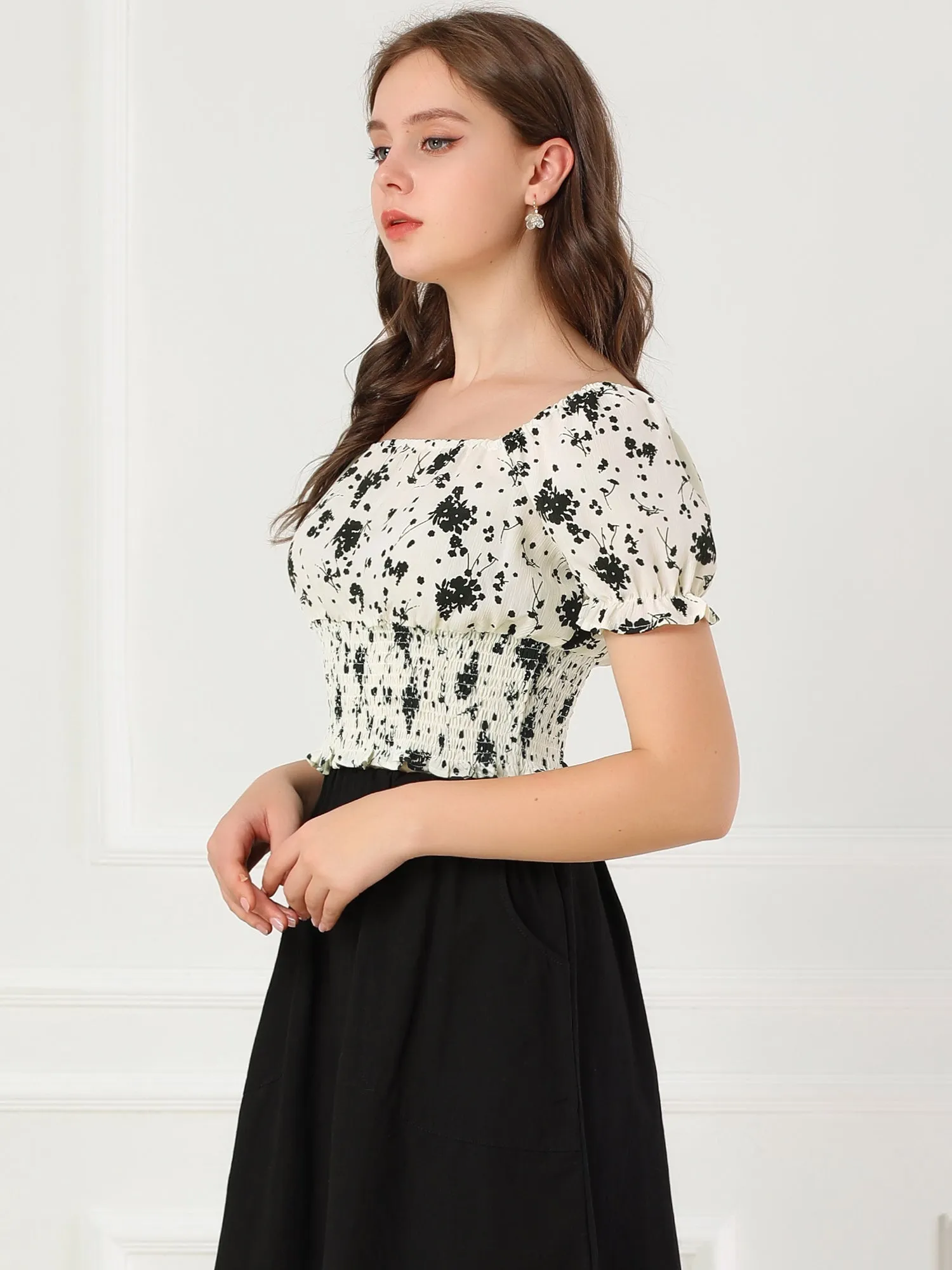 Floral Square Neck Puff Short Sleeve Ruffle Hem Smocked Crop Top sold by Allegra K product image thumbnail 2