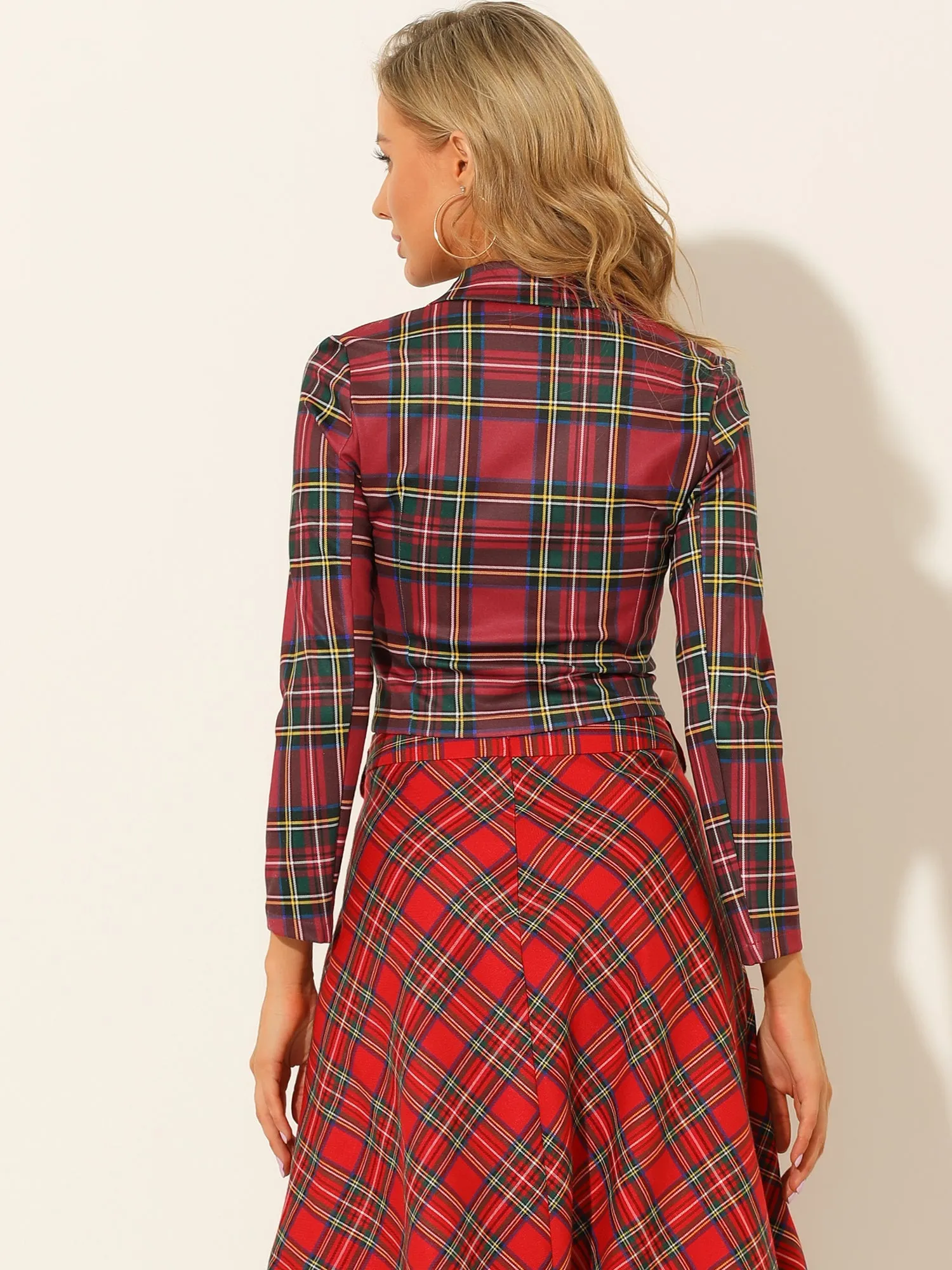 Notched Lapel Stretch Plaid Preppy Tartan Crop Blazer sold by Allegra K product image thumbnail 4