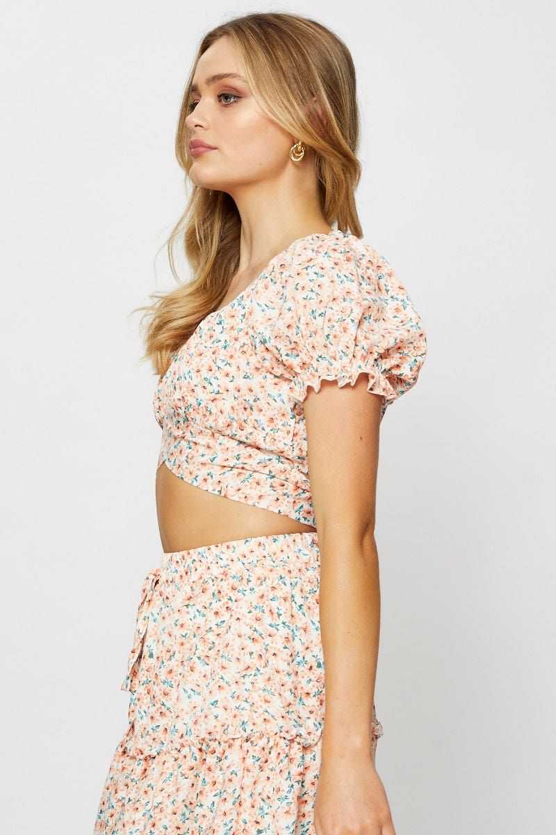 Print Crop Top Short Sleeve Off Shoulder sold by Ally Fashion product image thumbnail 4