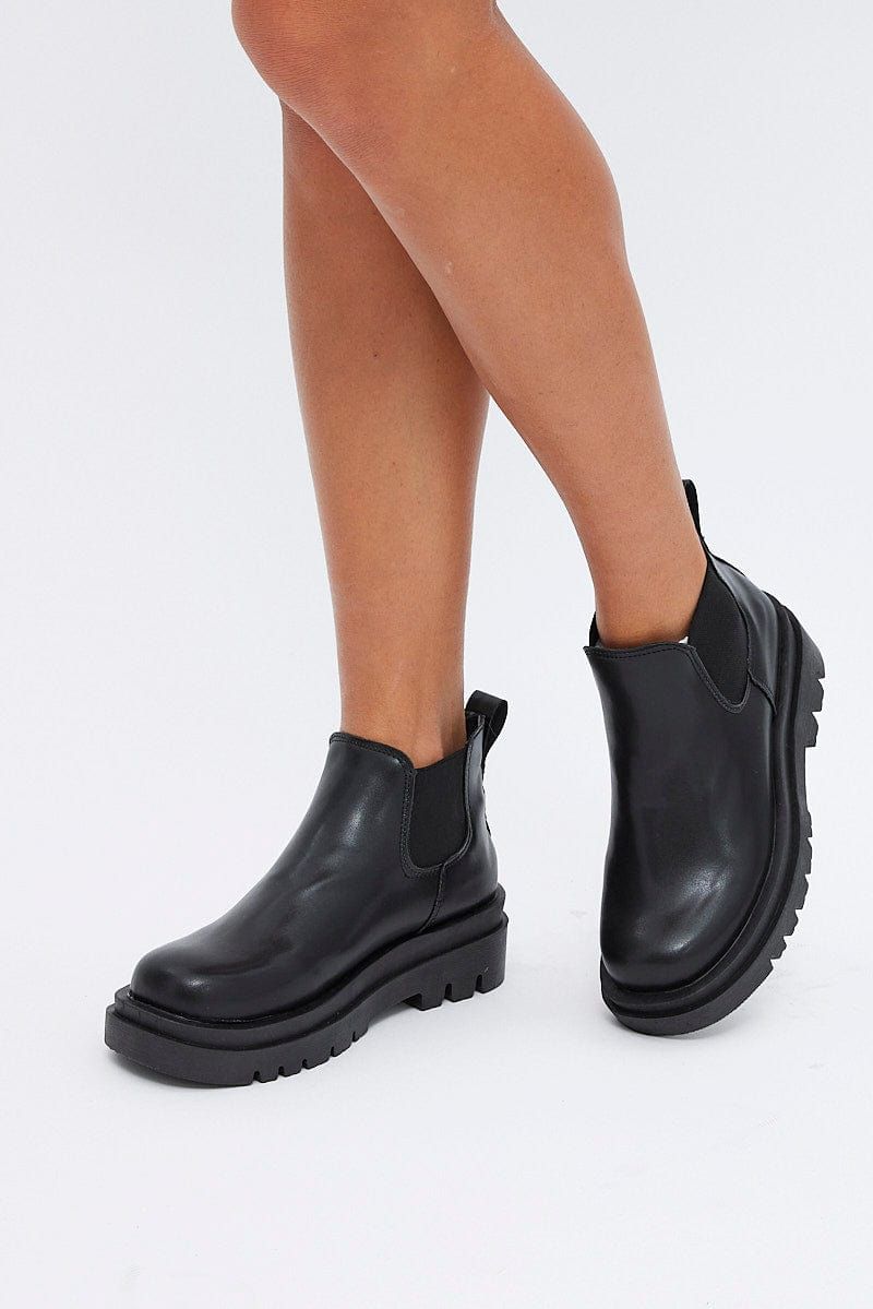 Black Chelsea Boots sold by Ally Fashion