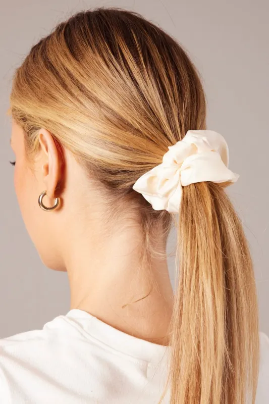 White 3 Pack Mixed Size Scrunchies sold by Ally Fashion
