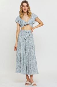 Ditsy Print Crop Top Short Sleeve sold by Ally Fashion