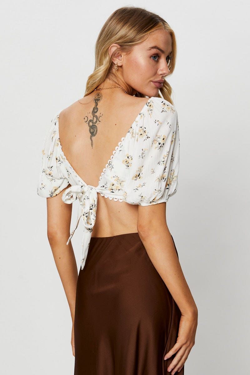 Print Crop Top Short Sleeve Tie Up sold by Ally Fashion product image thumbnail 3