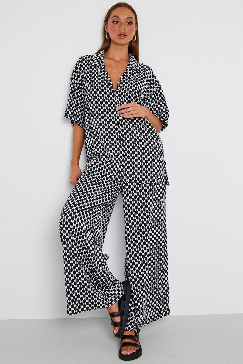 Multi Geo Shirt Short Sleeve sold by Ally Fashion product image thumbnail 2