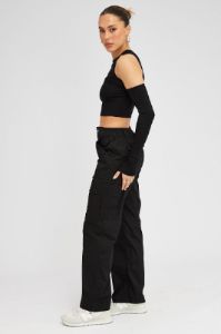 Black Cargo Pants Mid Rise sold by Ally Fashion