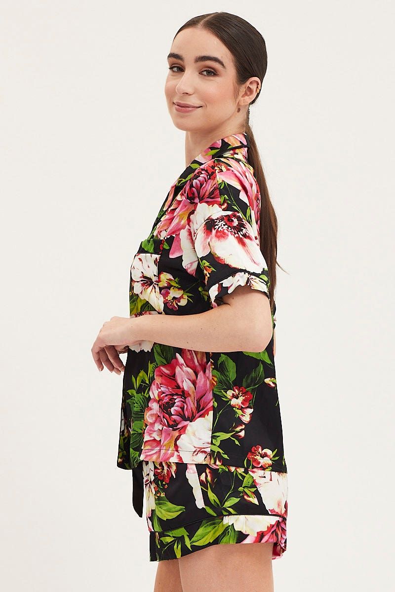 Print Satin Pajamas Set Short Sleeve sold by Ally Fashion product image thumbnail 4