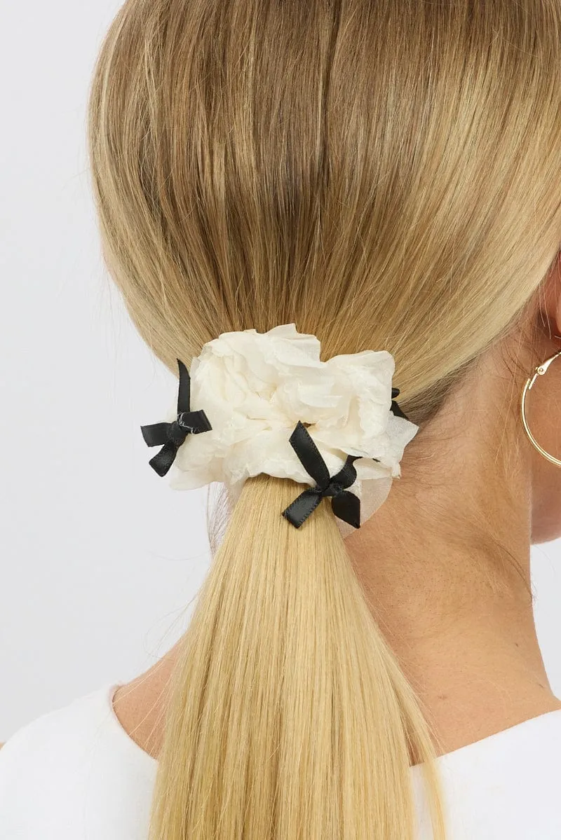 White Bow Detail Scrunchies sold by Ally Fashion product image thumbnail 2