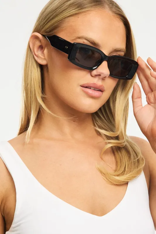 Black Fashion Sunglasses sold by Ally Fashion