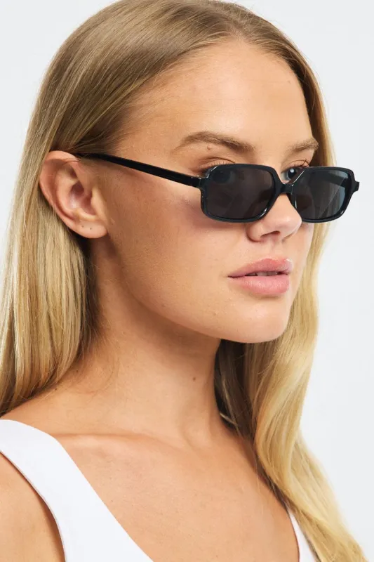 Black Fashion Sunglasses sold by Ally Fashion