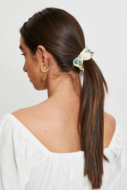 Print Retro Flower Daisy Print Scrunchie sold by Ally Fashion