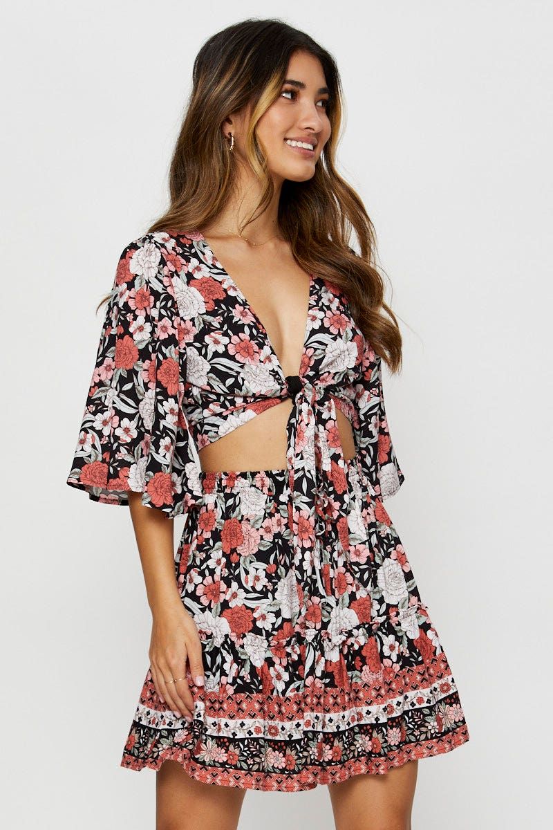 Print Crop Bolero Short Sleeve sold by Ally Fashion product image thumbnail 3