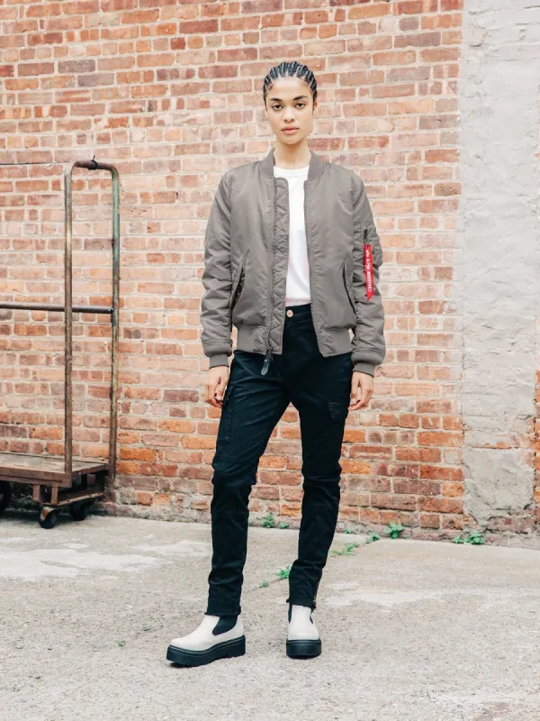 MA-1 BOMBER JACKET W (SEASONAL) sold by Alpha Industries