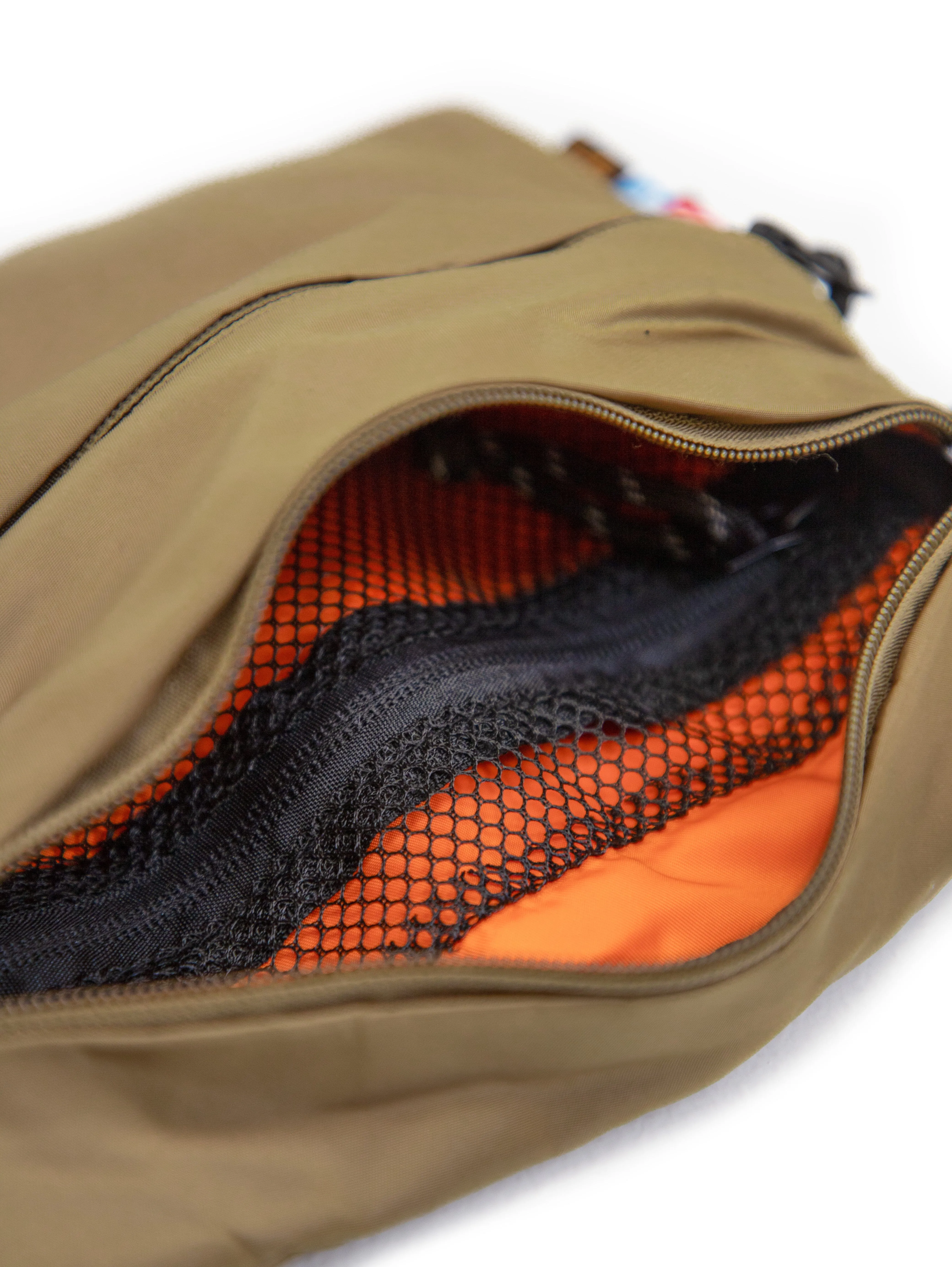 ALPHA X VANDYTHEPINK CROSSBODY BAG sold by Alpha Industries product image thumbnail 2