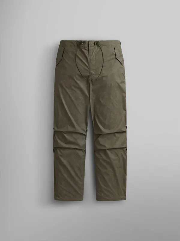 LIGHTWEIGHT PARACHUTE PANT - FROGSKIN (SEASONAL) sold by Alpha Industries