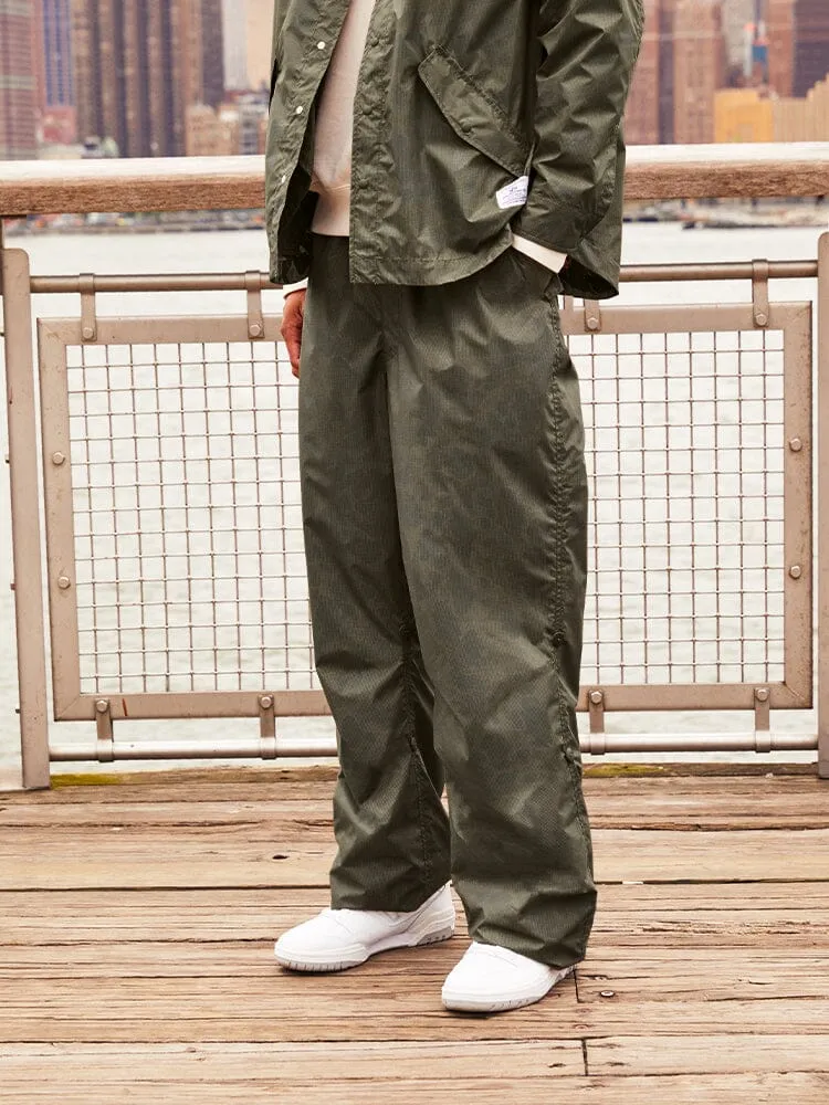 LIGHTWEIGHT PARACHUTE PANT - FROGSKIN (SEASONAL) sold by Alpha Industries product image thumbnail 2