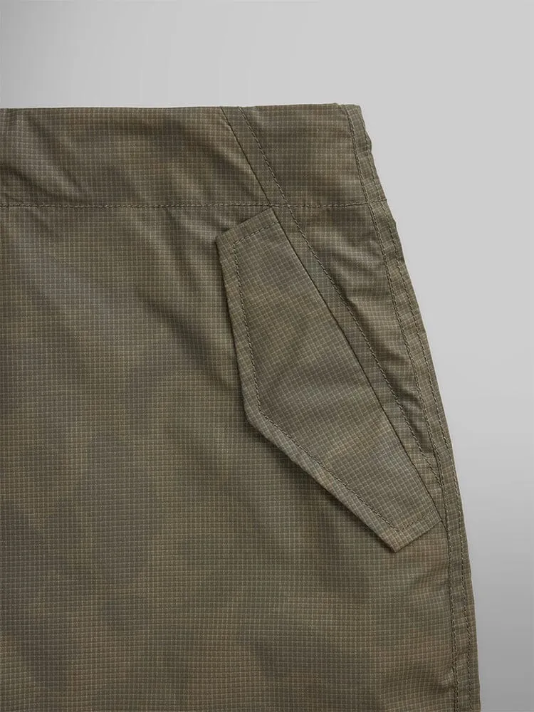 LIGHTWEIGHT PARACHUTE PANT - FROGSKIN (SEASONAL) sold by Alpha Industries product image thumbnail 5