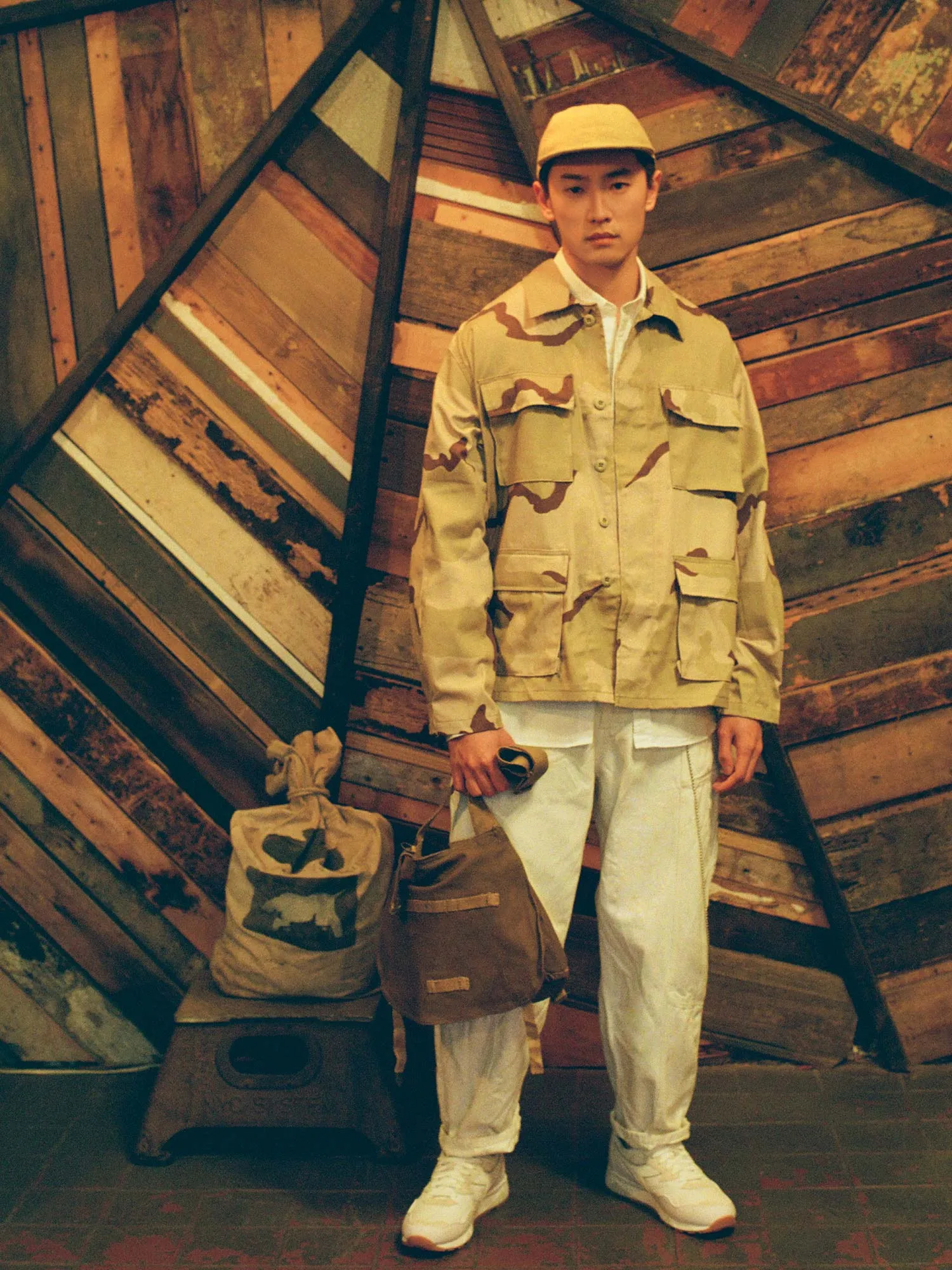 VINTAGE CZECH CANVAS BREAD BAG sold by Alpha Industries product image thumbnail 4