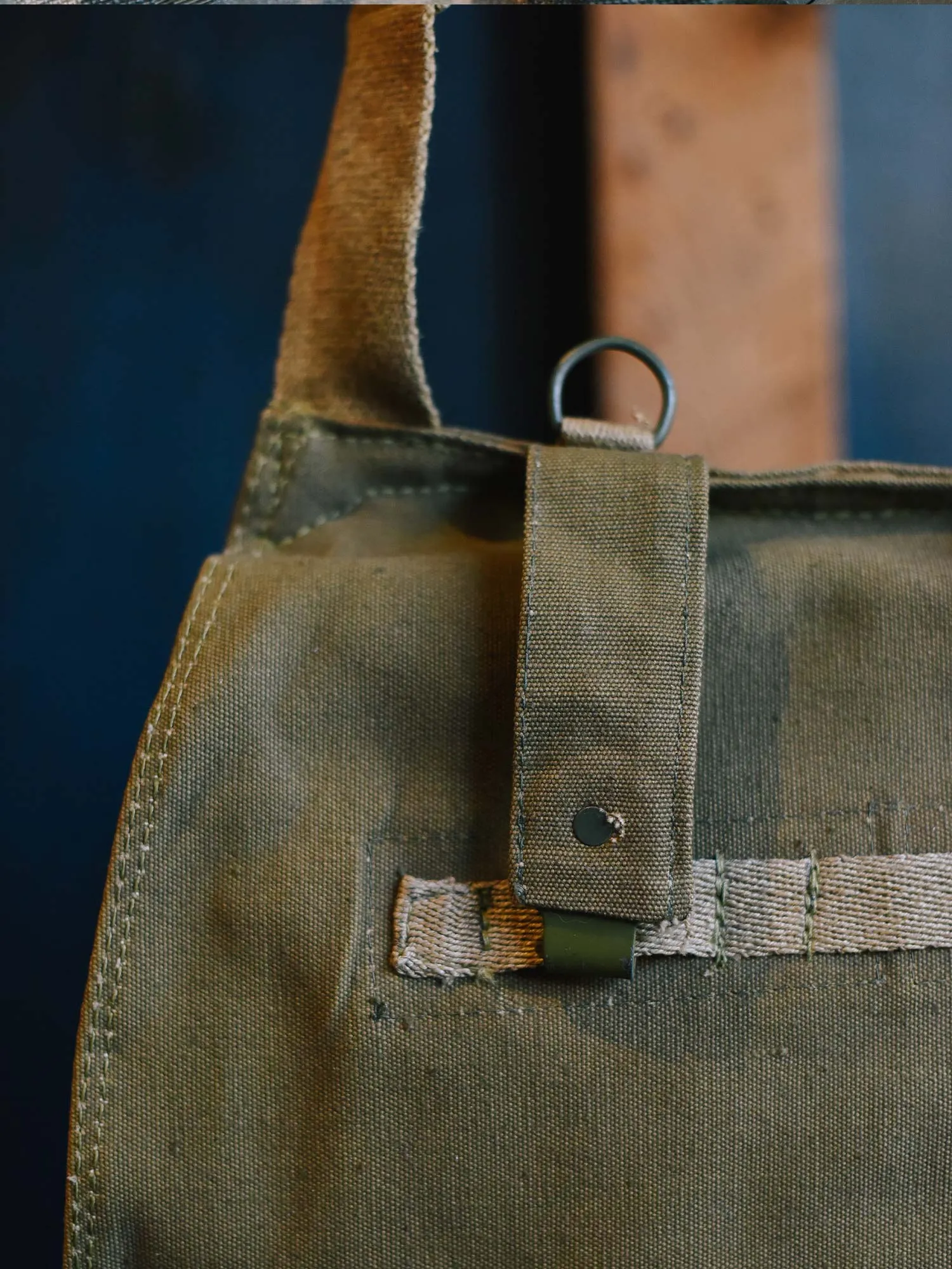 VINTAGE CZECH CANVAS BREAD BAG sold by Alpha Industries product image thumbnail 3